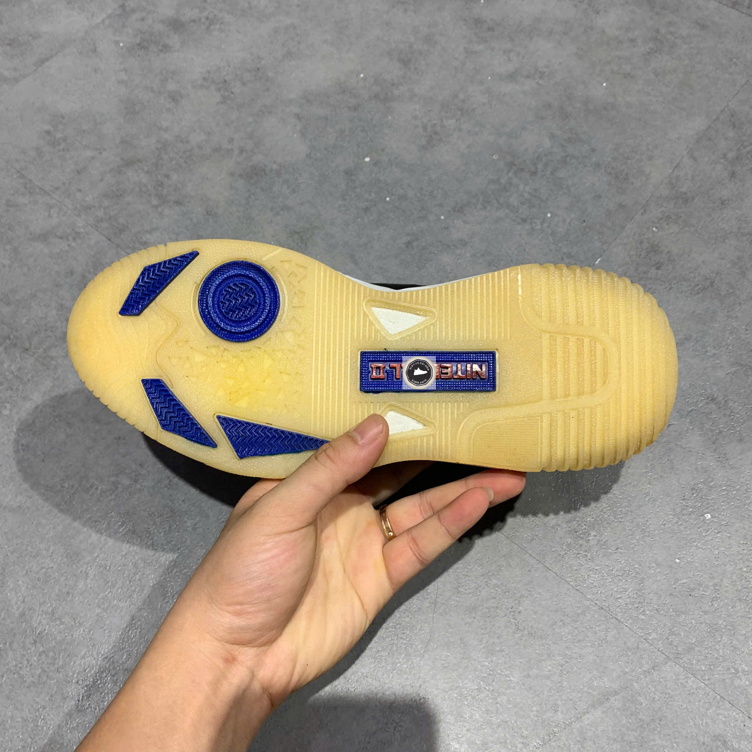 🔥 ADIDAS NITEBALL 2 ‘WHITE / CORE BLACK / SEMI TURBO’ – SIZE 38 – PVN22919 – CHÍNH HÃNG