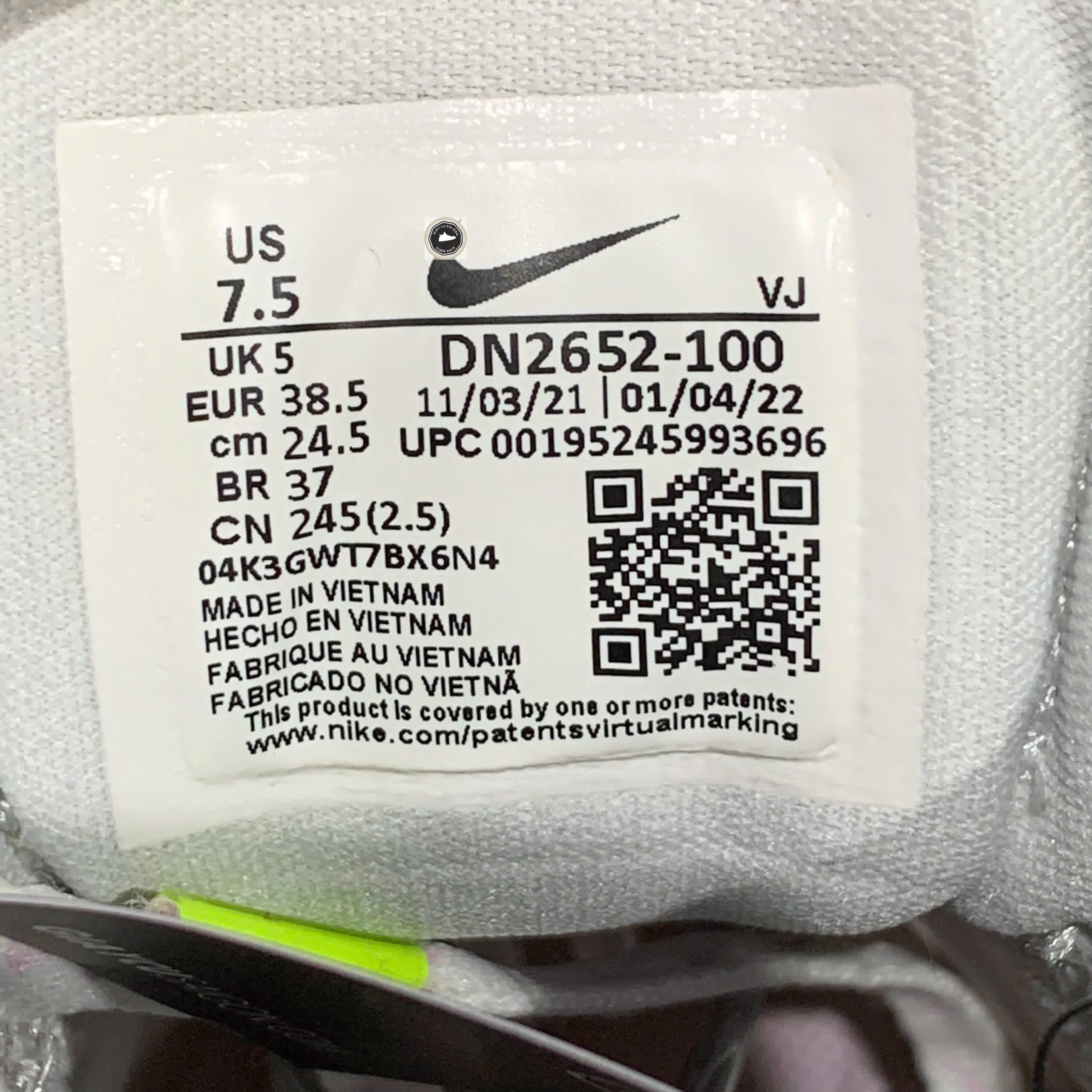 🔥 NIKE REACT ESCAPE RUN ‘WHITE / BARELY GREEN’ – SIZE 38.5 – PVN22975 – CHÍNH HÃNG