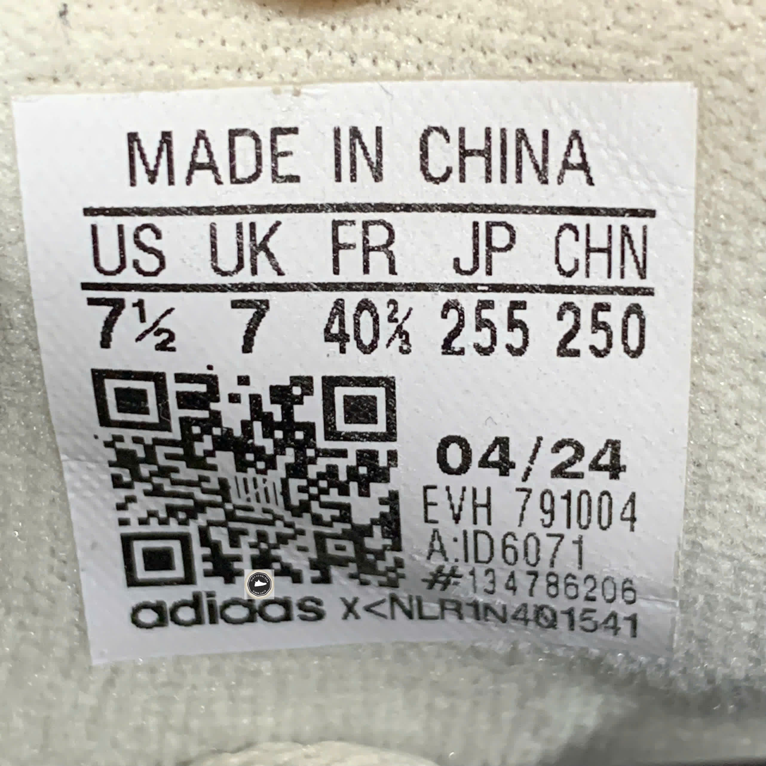 🔥 ADIDAS COURTIC ‘GREEN / WHITE’ – SIZE 40 2/3 – PVN22838 – CHÍNH HÃNG