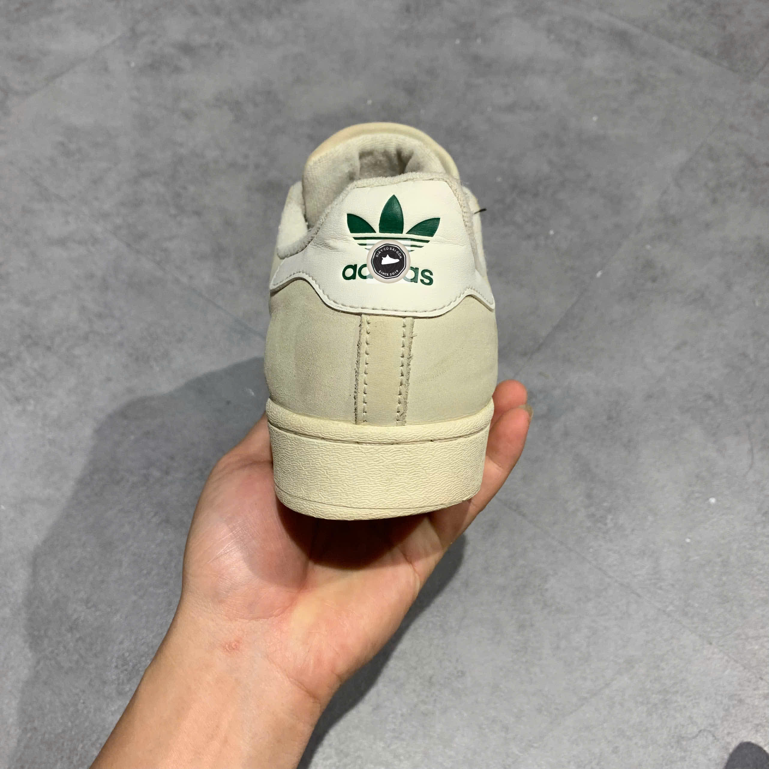 🔥 ADIDAS SUPERSTAR ‘OFF WHITE / DARK GREEN’ – SIZE 44 – PVN22903 – CHÍNH HÃNG