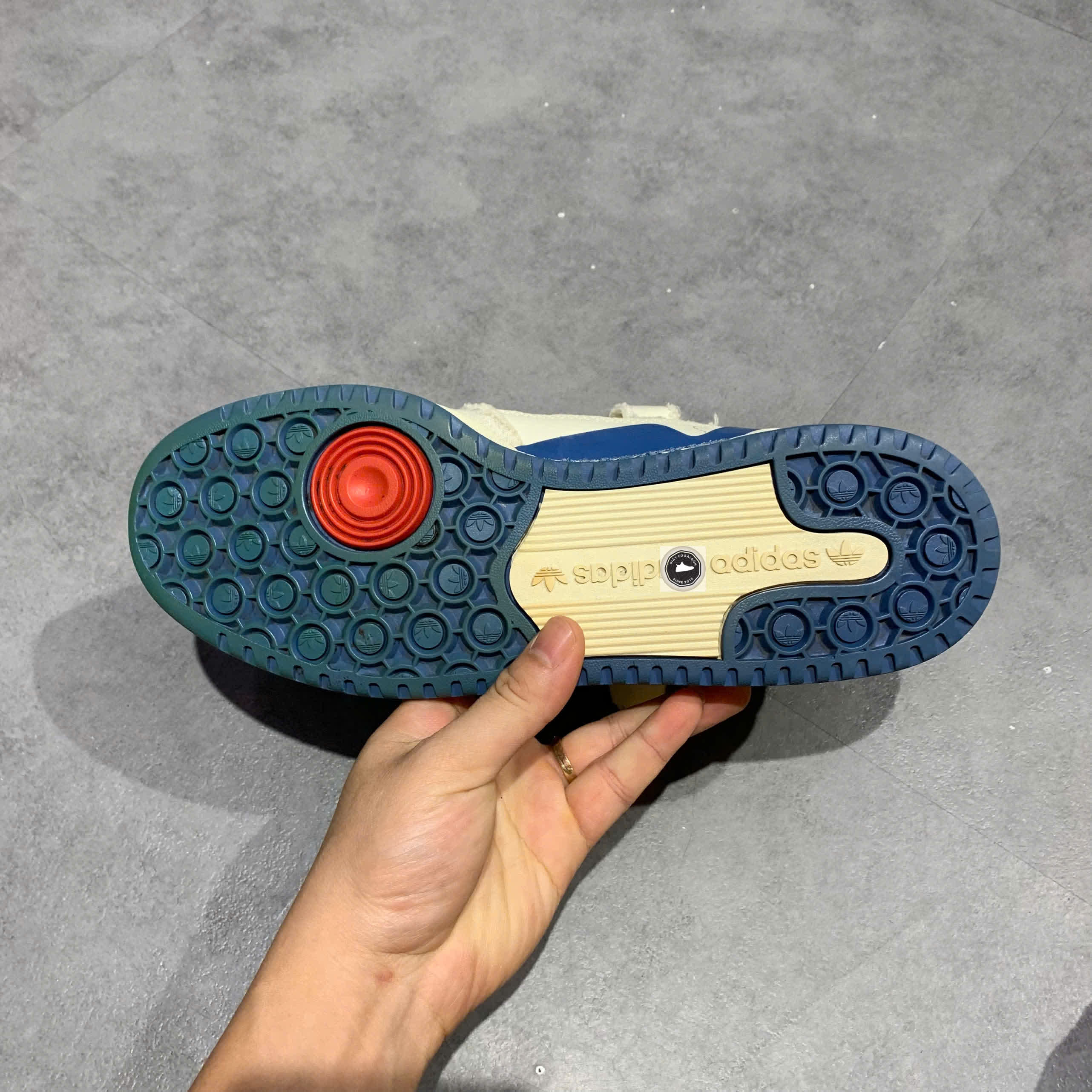 🔥 ADIDAS FORUM LOW ‘WHITE BLUE’ – SIZE 41 1/3 – PVN23181 – CHÍNH HÃNG