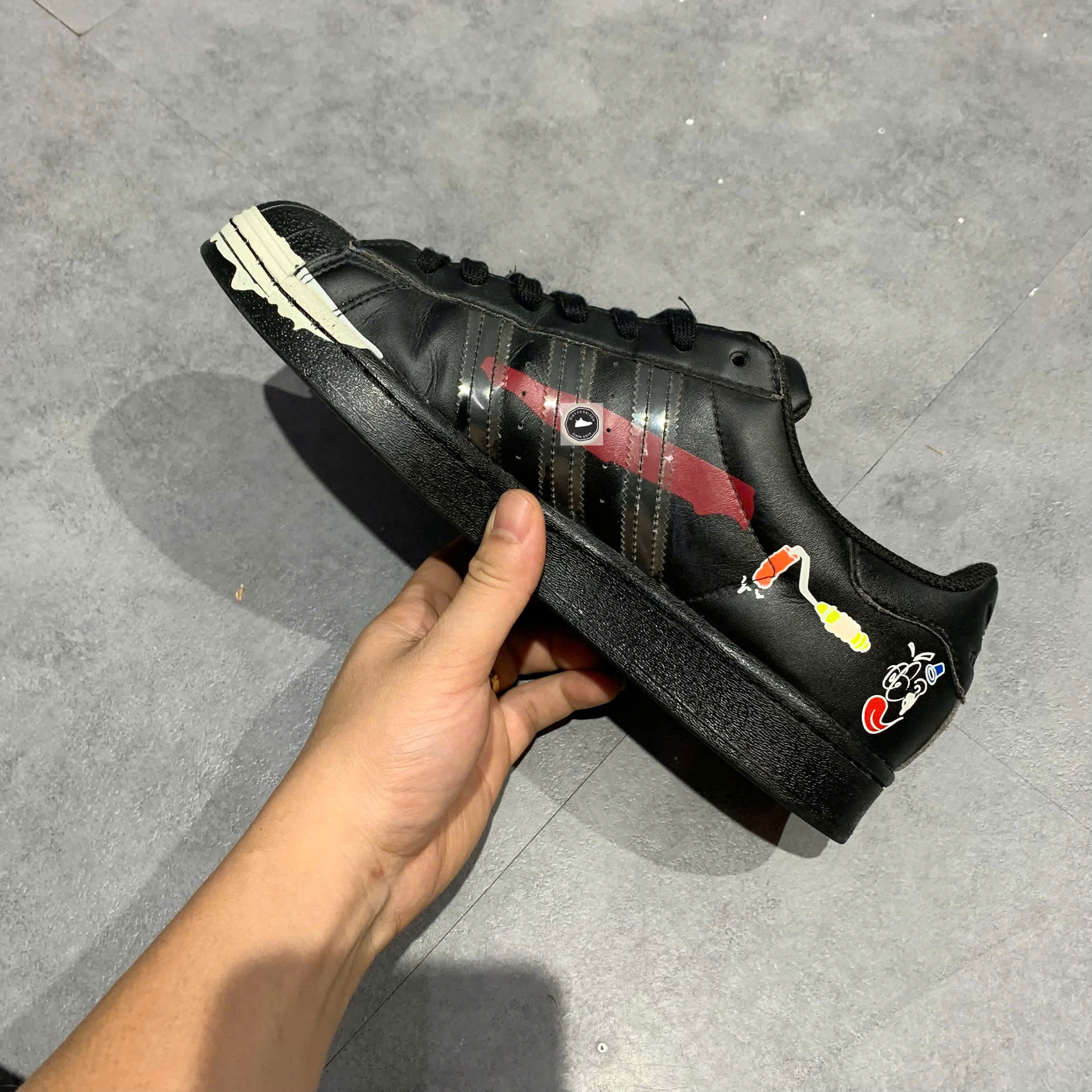 🔥 ADIDAS SUPERSTAR ‘COMIC ART’ – SIZE 42 ⅔ – PVN23572 – CHÍNH HÃNG