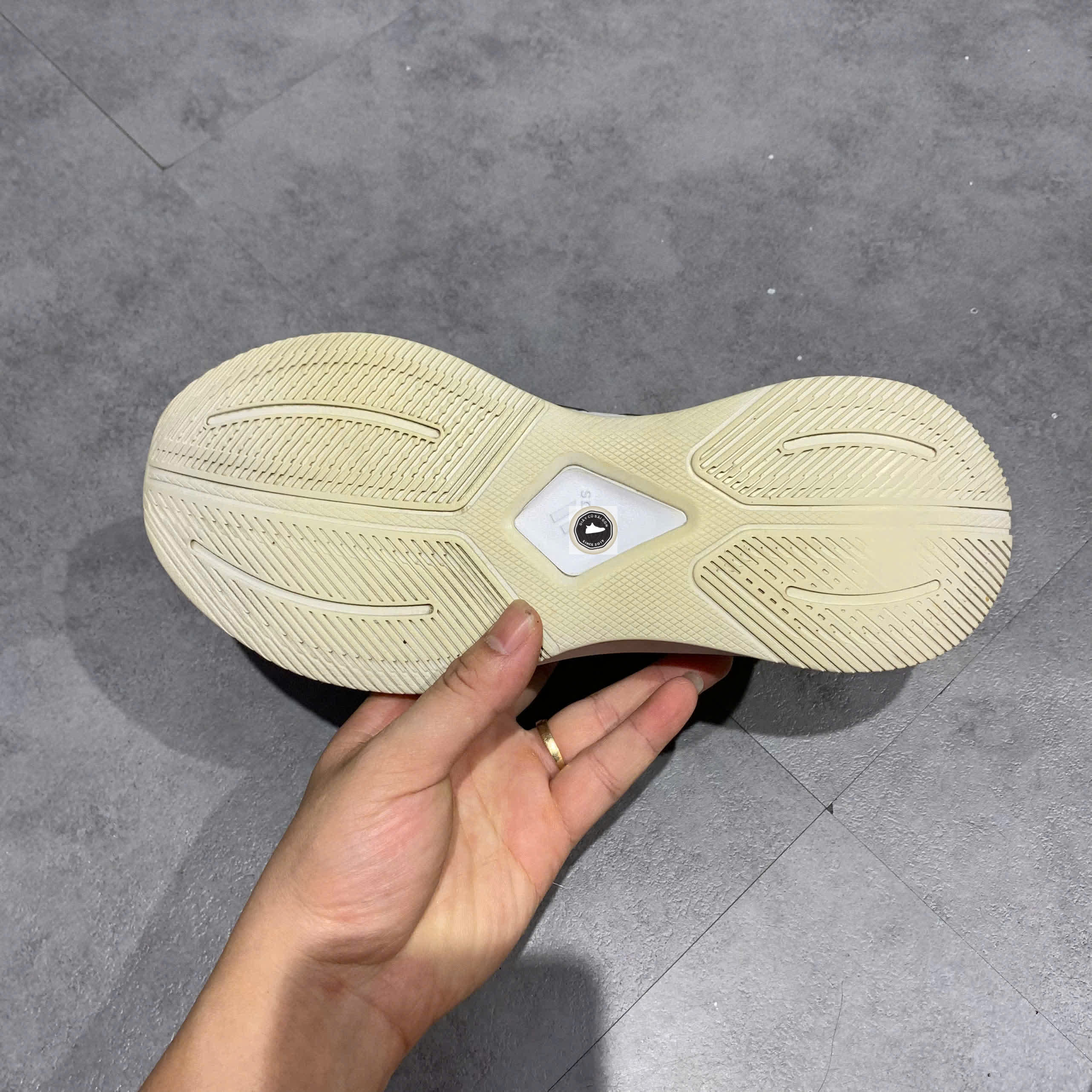 🔥 Giày Adidas DURAMO 10 ‘Cloud White’ GW8348 – SIZE 40 – PVN23629 – CHÍNH HÃNG