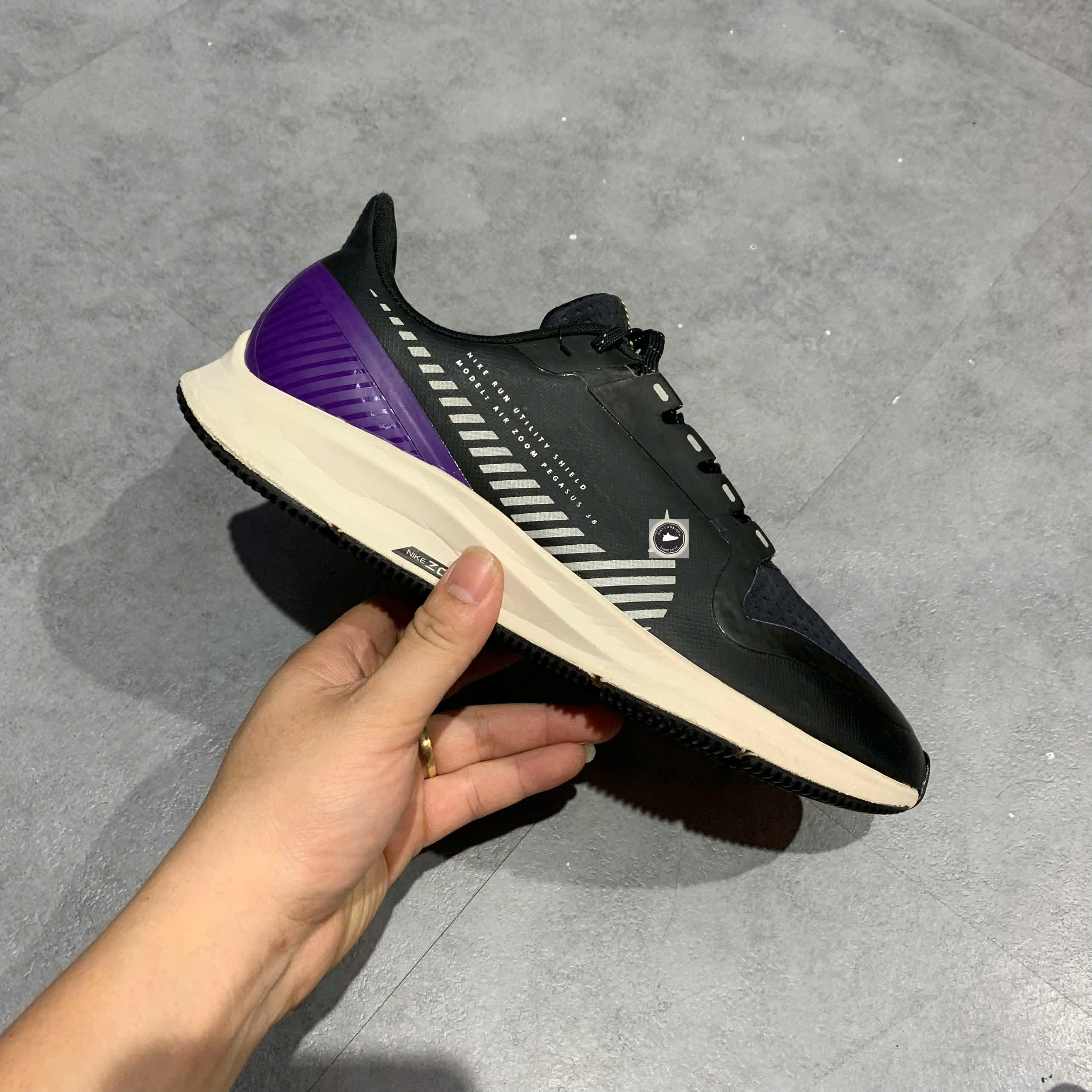 🔥 Nike Air Zoom Pegasus 36 Shield – SIZE 40 – PVN23275 – CHÍNH HÃNG