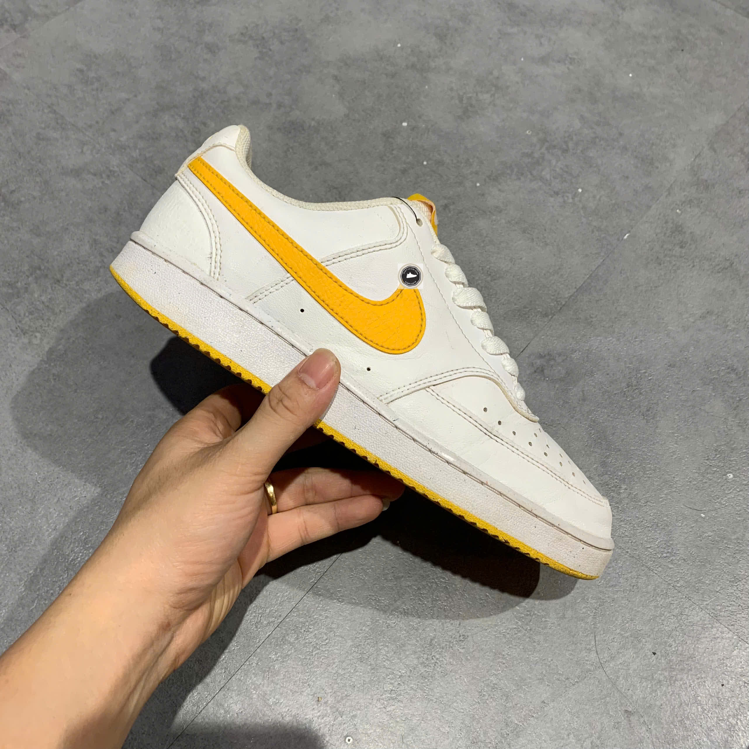 🔥 Nike Court Vision Low Next Nature 'White University Gold' – SIZE 40 – PVN23474 – CHÍNH HÃNG