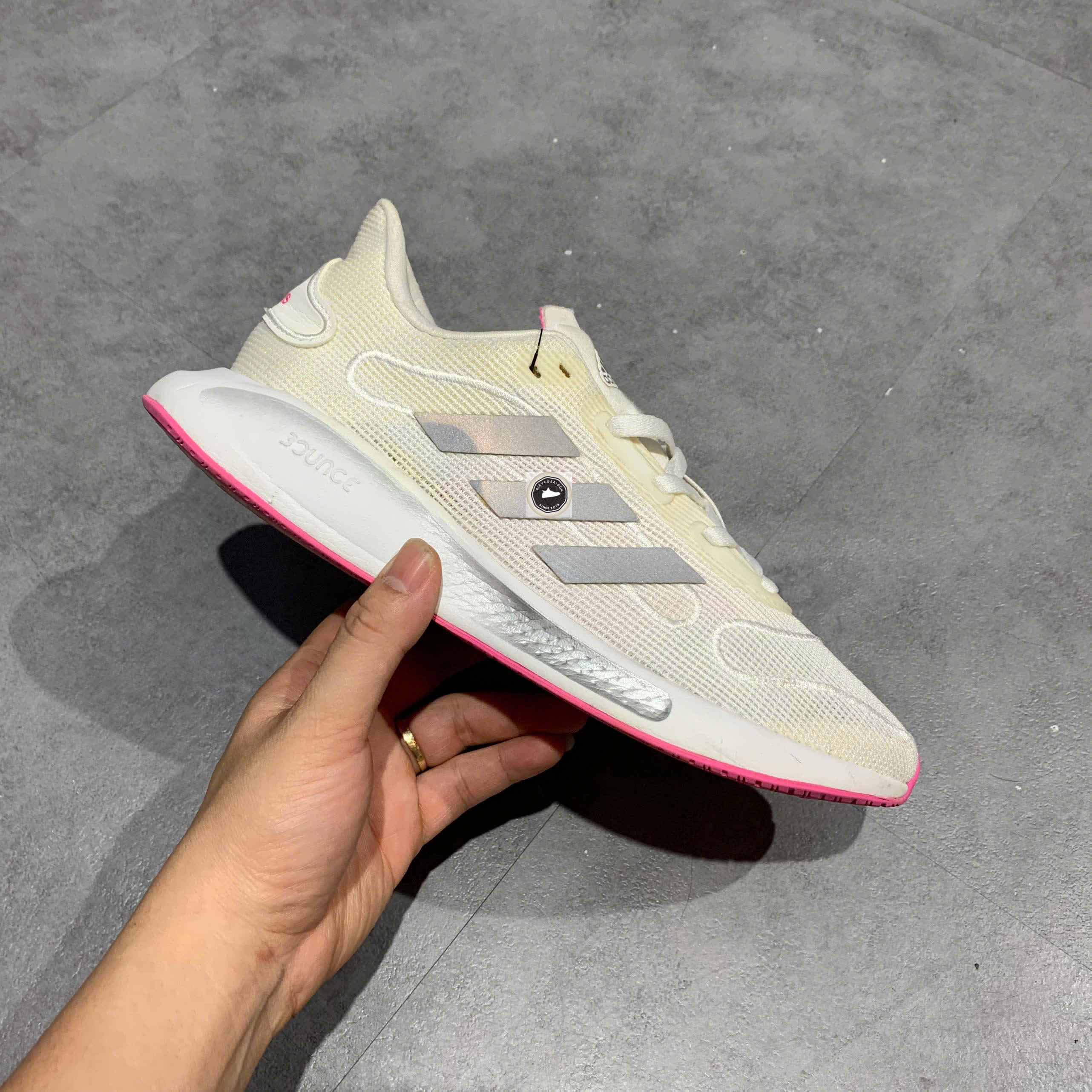 🔥 ADIDAS GALAXAR RUN ‘WHITE/SILVER’ – SIZE 40 – PVN23321 – CHÍNH HÃNG