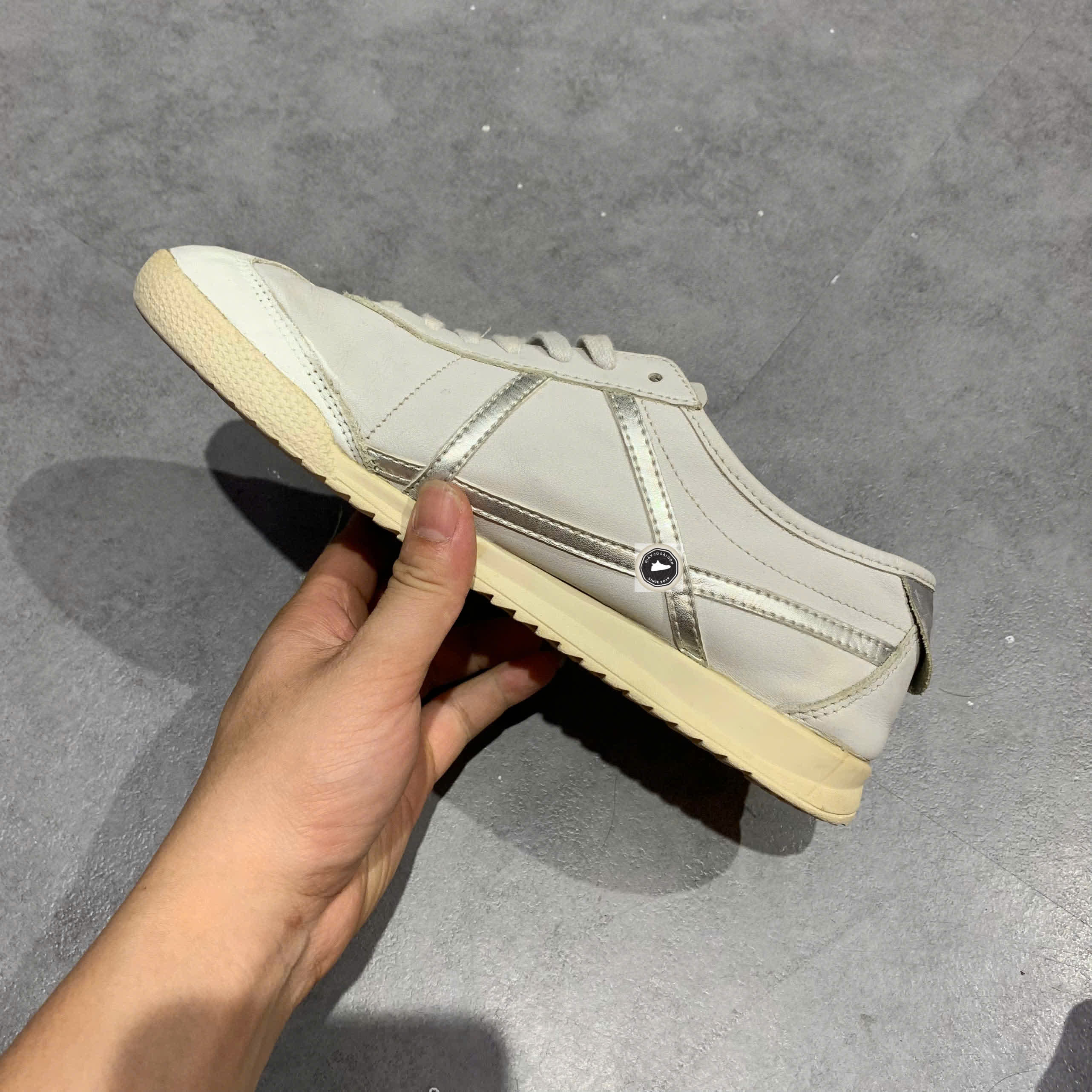 🔥 LE COQ SPORTIF POPOLA CLASSIC PREMIUM – SIZE 40 – PVN23250 – CHÍNH HÃNG