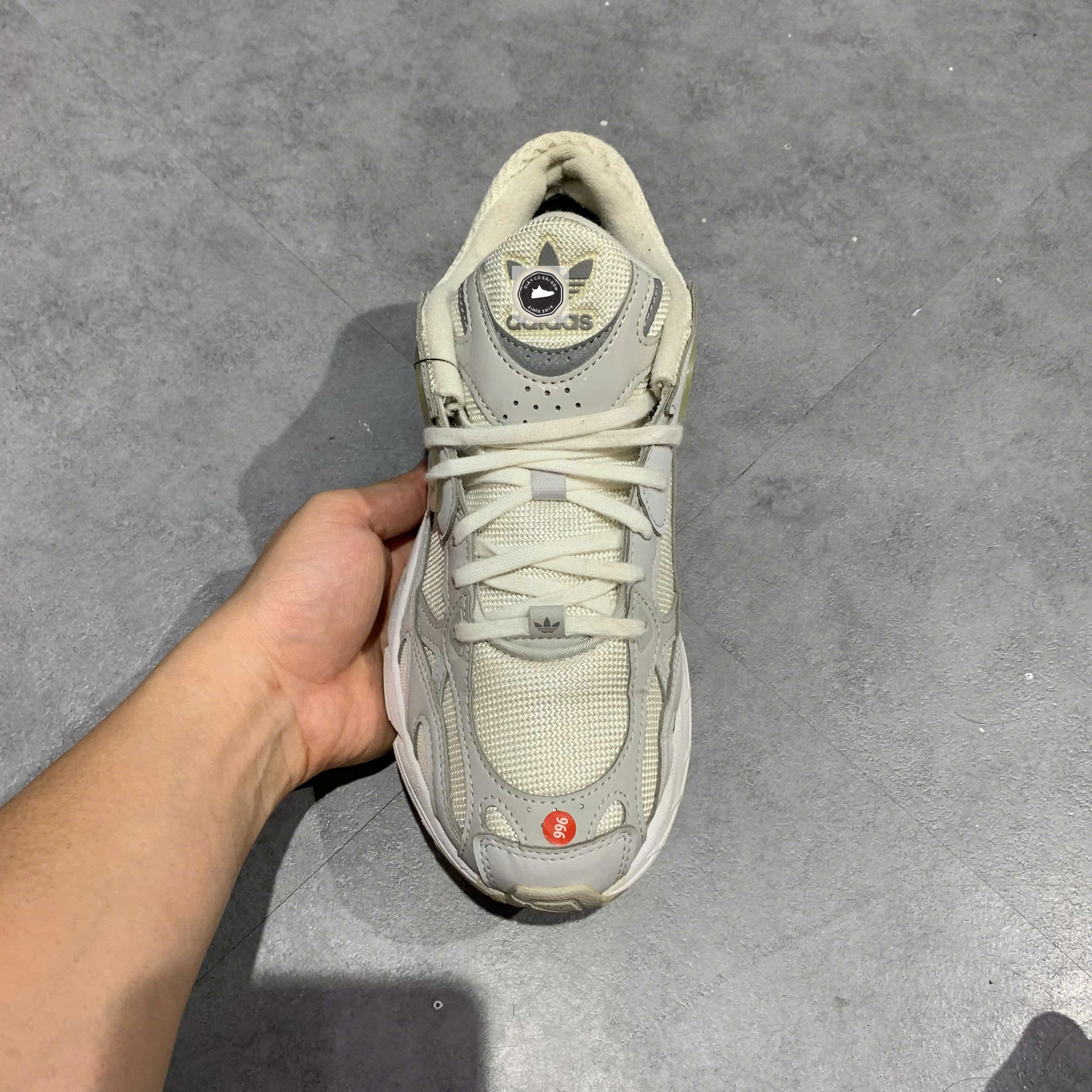 🔥 ADIDAS ORIGINALS ASTIR ‘WHITE GREY’ – SIZE 40 – PVN23207 – CHÍNH HÃNG