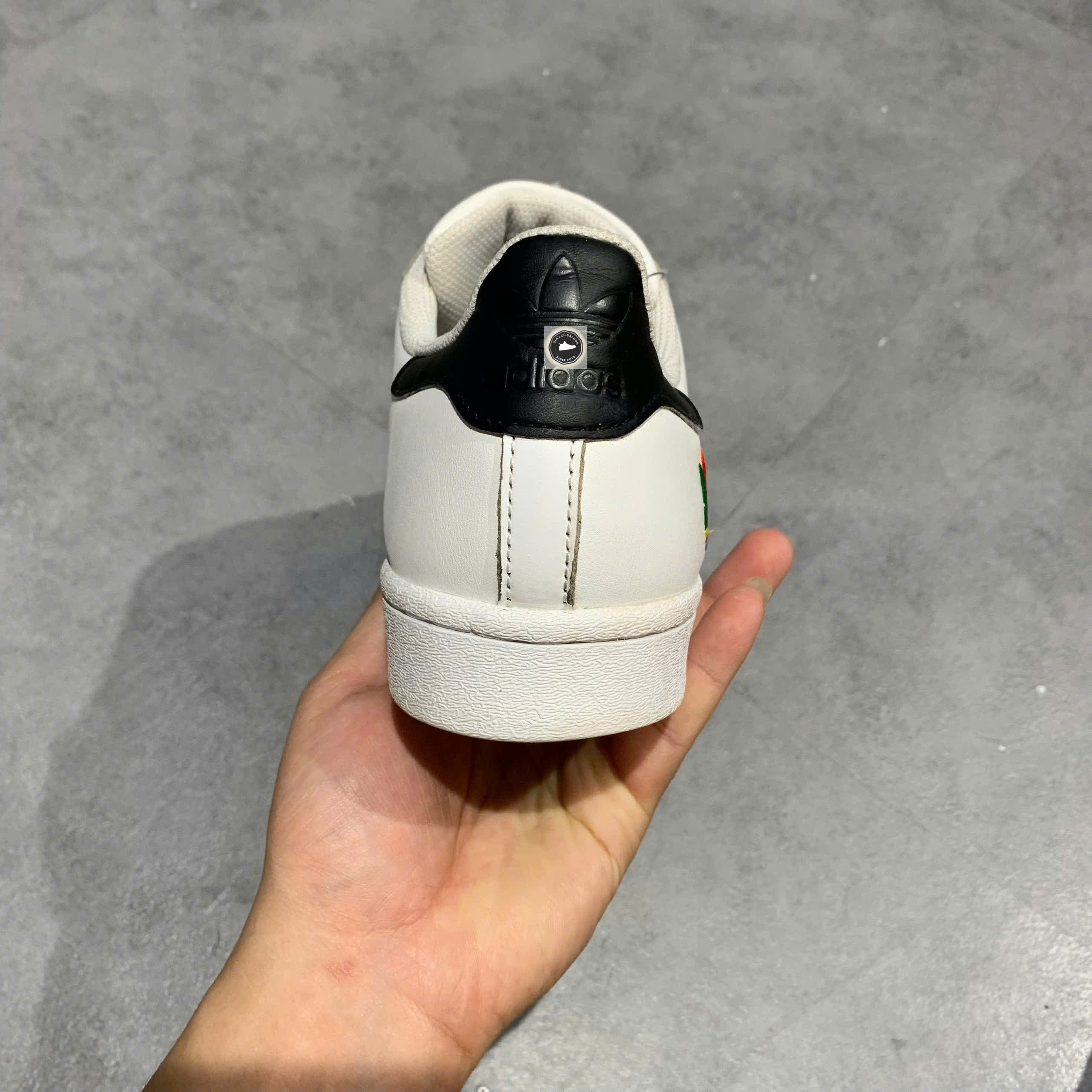 🔥 ADIDAS SUPERSTAR ‘COLORFUL TREFOIL’ – SIZE 40 – PVN23469 – CHÍNH HÃNG