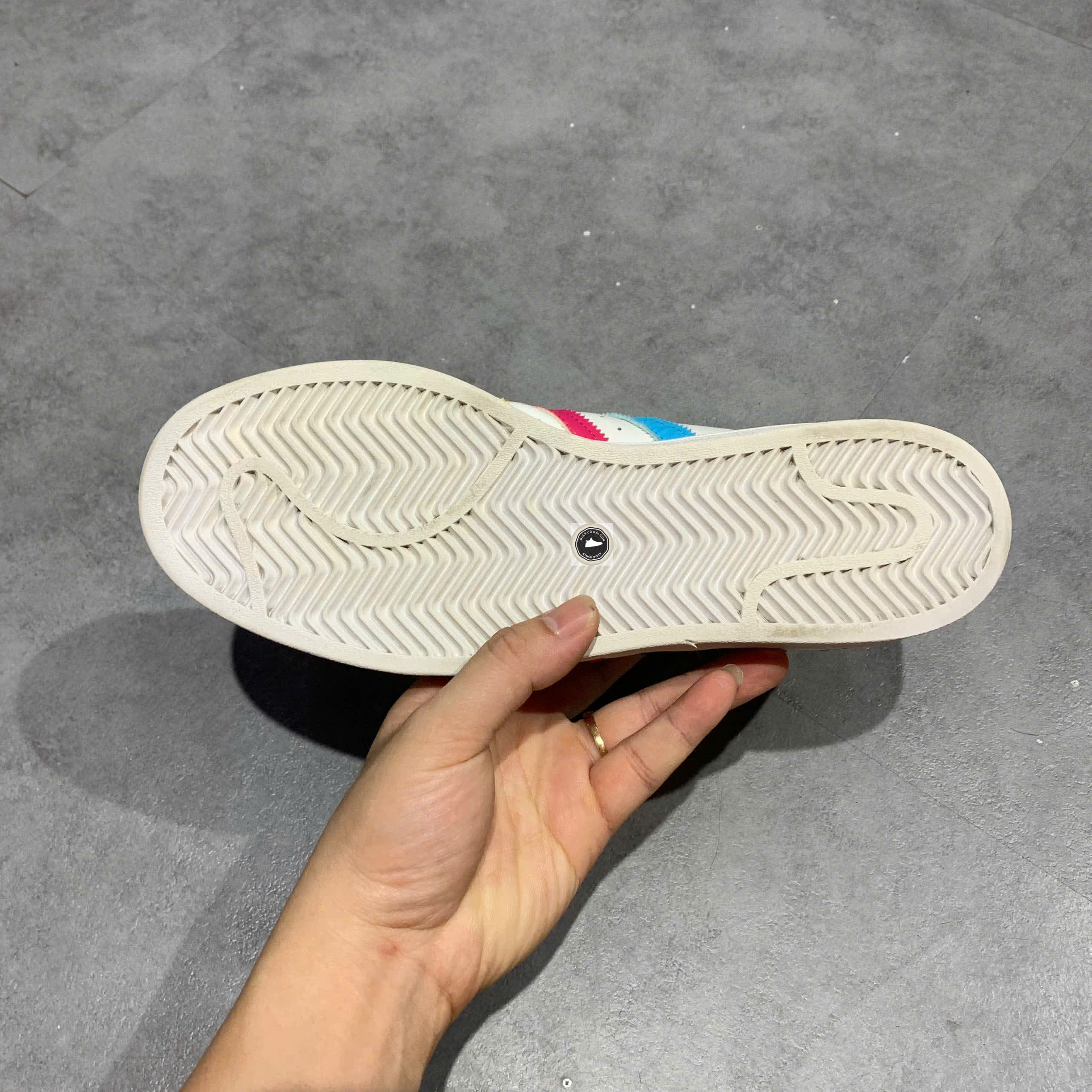 🔥 ADIDAS SUPERSTAR ‘COLORFUL TREFOIL’ – SIZE 40 – PVN23469 – CHÍNH HÃNG