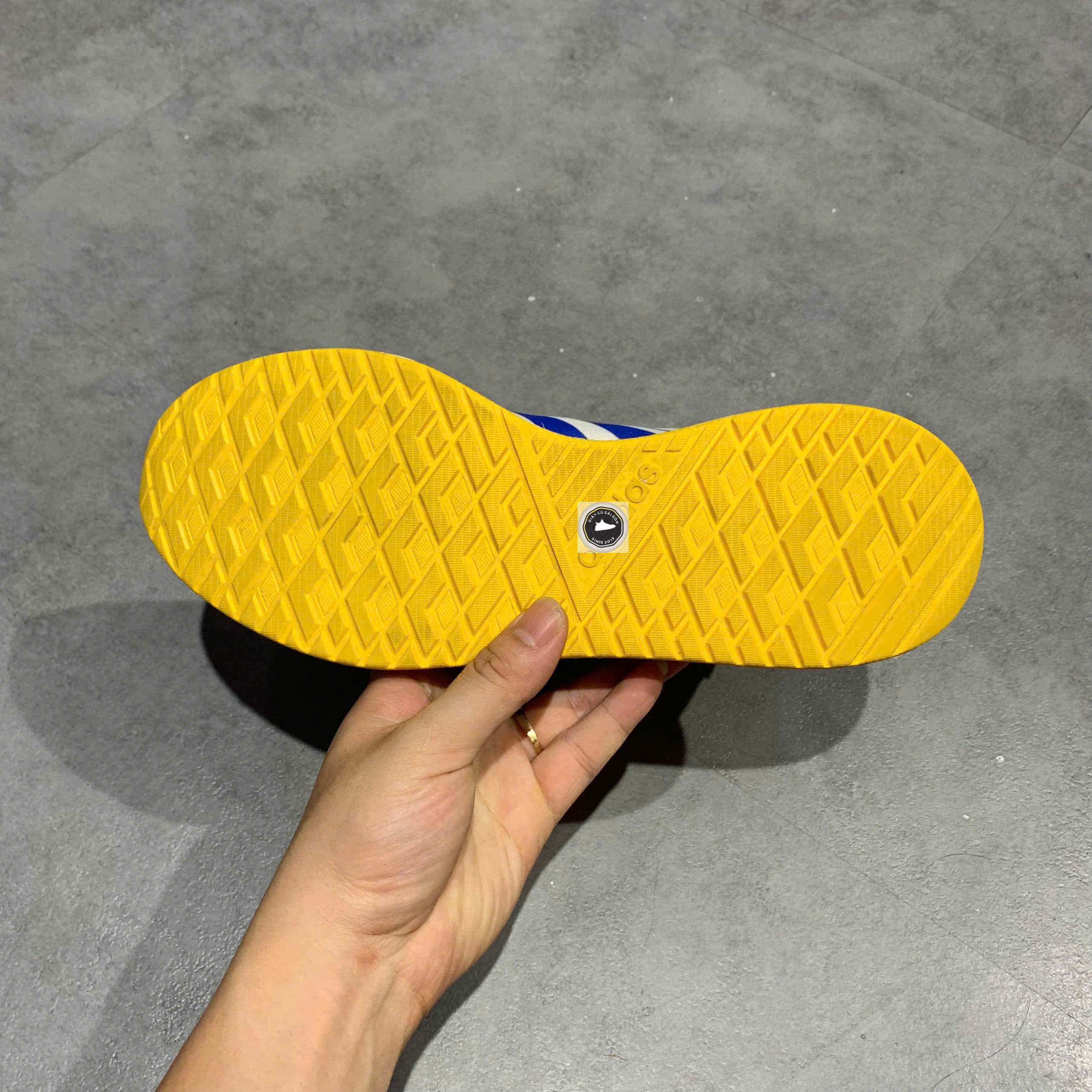 🔥 ADIDAS RUN60S ‘WHITE BLUE’ EG8688 – SIZE 40 – PVN23151 – CHÍNH HÃNG