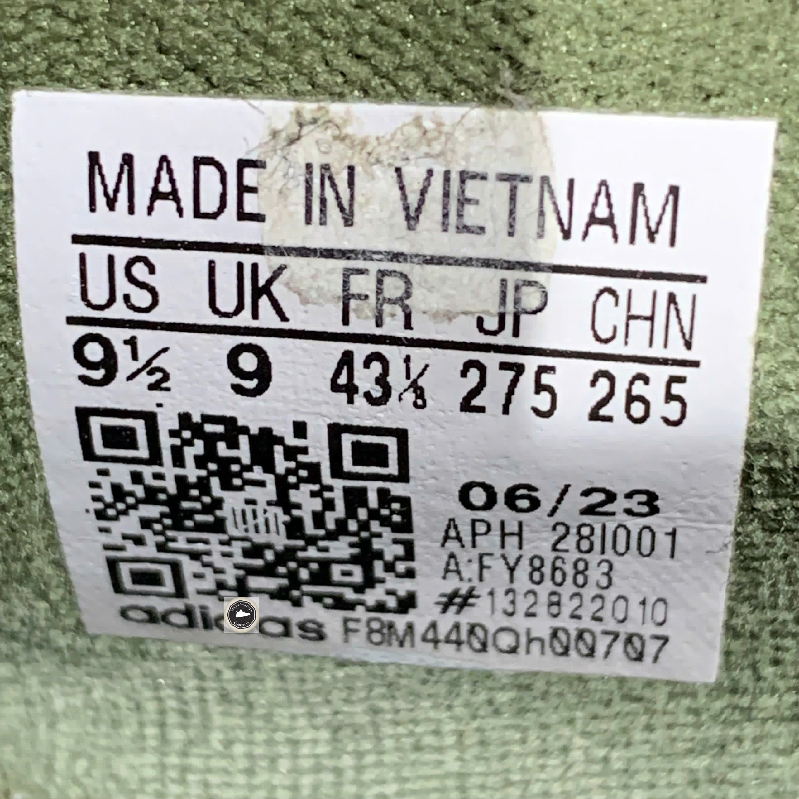 🔥 ADIDAS FORUM 84 LOW ‘WHITE CREW GREEN’ – SIZE 43 1/3 – PVN23403 – CHÍNH HÃNG