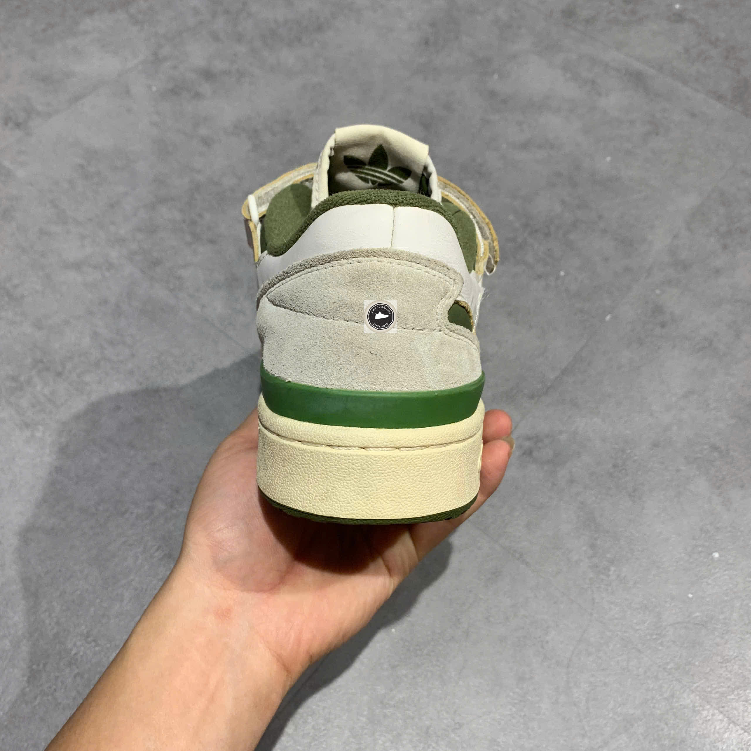 🔥 ADIDAS FORUM 84 LOW ‘WHITE CREW GREEN’ – SIZE 43 1/3 – PVN23403 – CHÍNH HÃNG