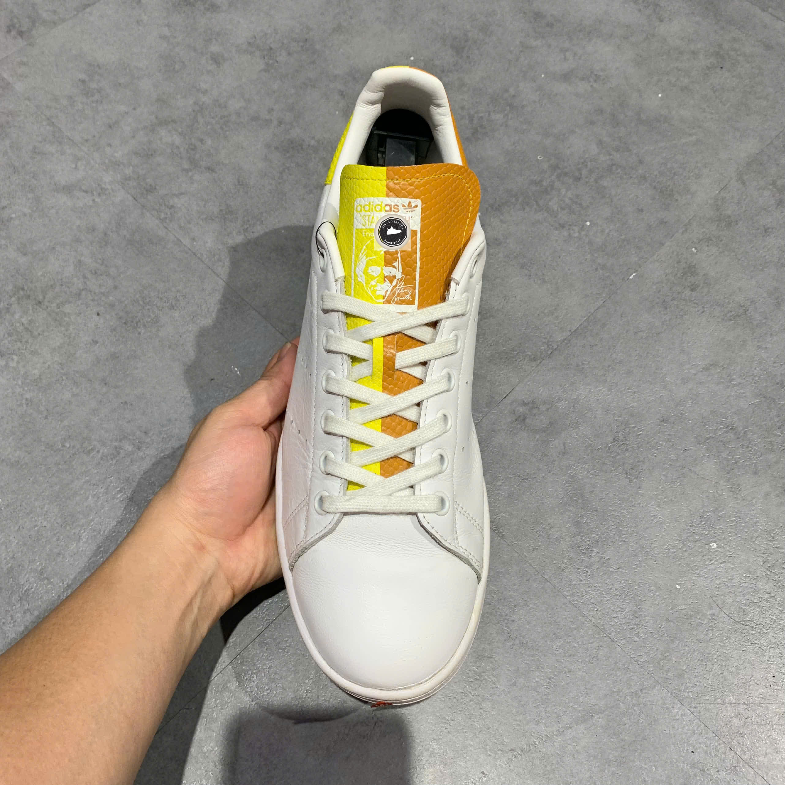 🔥 ADIDAS STAN SMITH ‘SNAKESKIN LEGACY GOLD YELLOW’ – SIZE 43 1/3 – PVN23478 – CHÍNH HÃNG