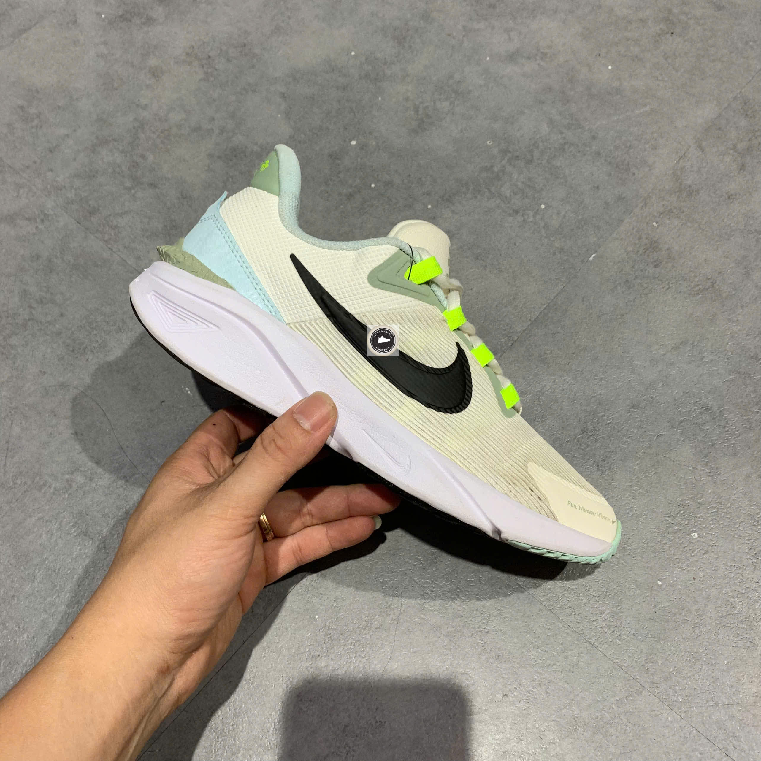 🔥 NIKE STAR RUNNER 4 NEXT NATURE “WHITE/JADE/VOLT/BLACK” – SIZE 36.5 – PVN23916 – CHÍNH HÃNG