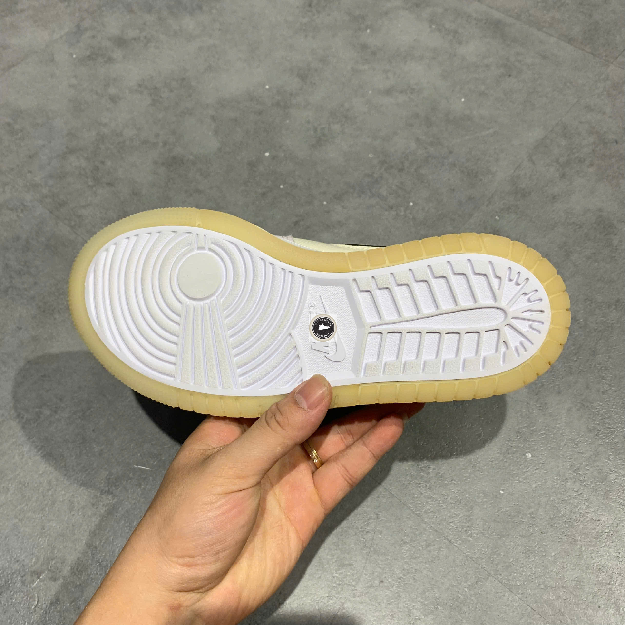 🔥 AIR JORDAN 1 HIGH ZOOM COMFORT “EASTER” – SIZE 36.5 – PVN23812 – CHÍNH HÃNG