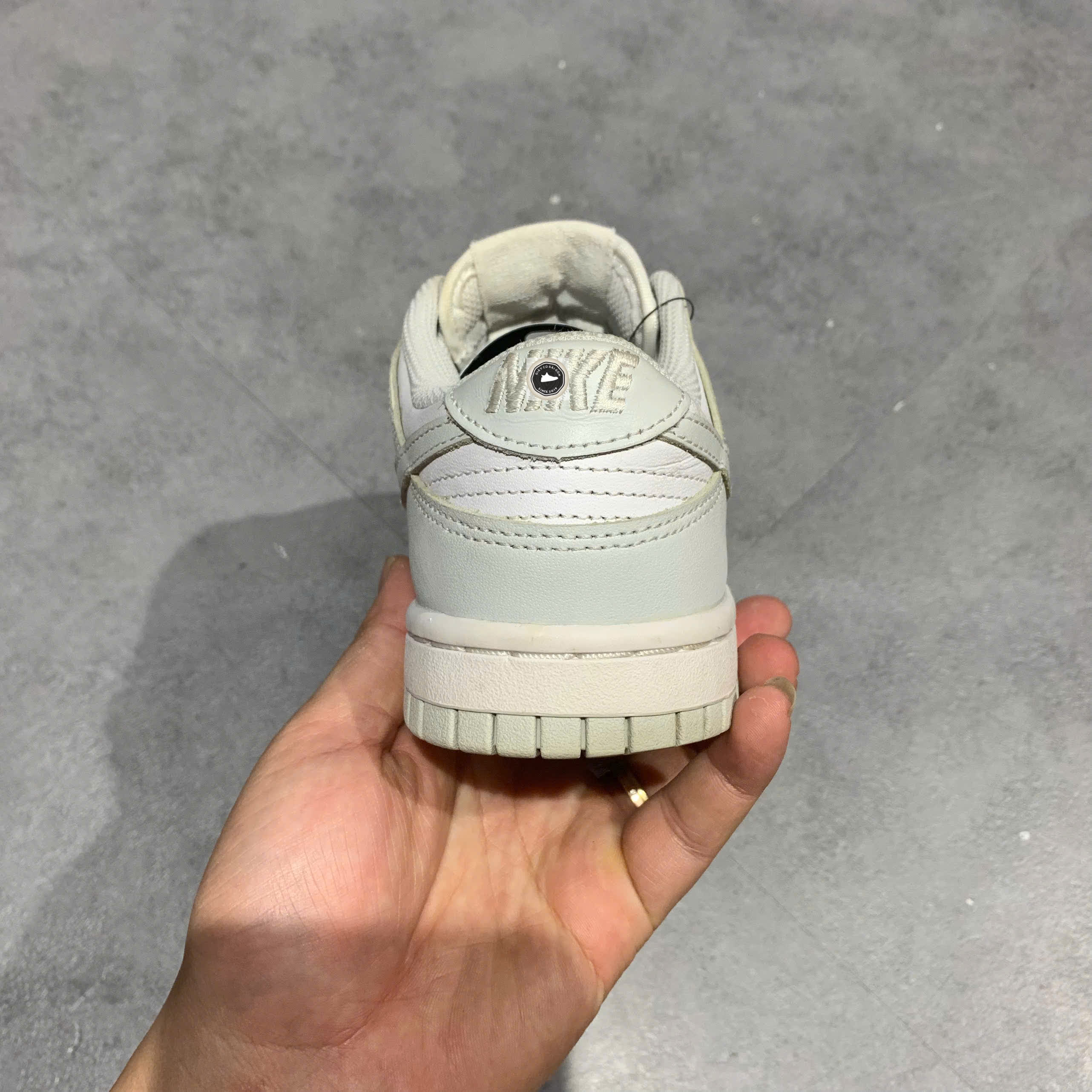 🔥 NIKE DUNK LOW “PHOTON DUST” – SIZE 36 – PVN23721 – CHÍNH HÃNG