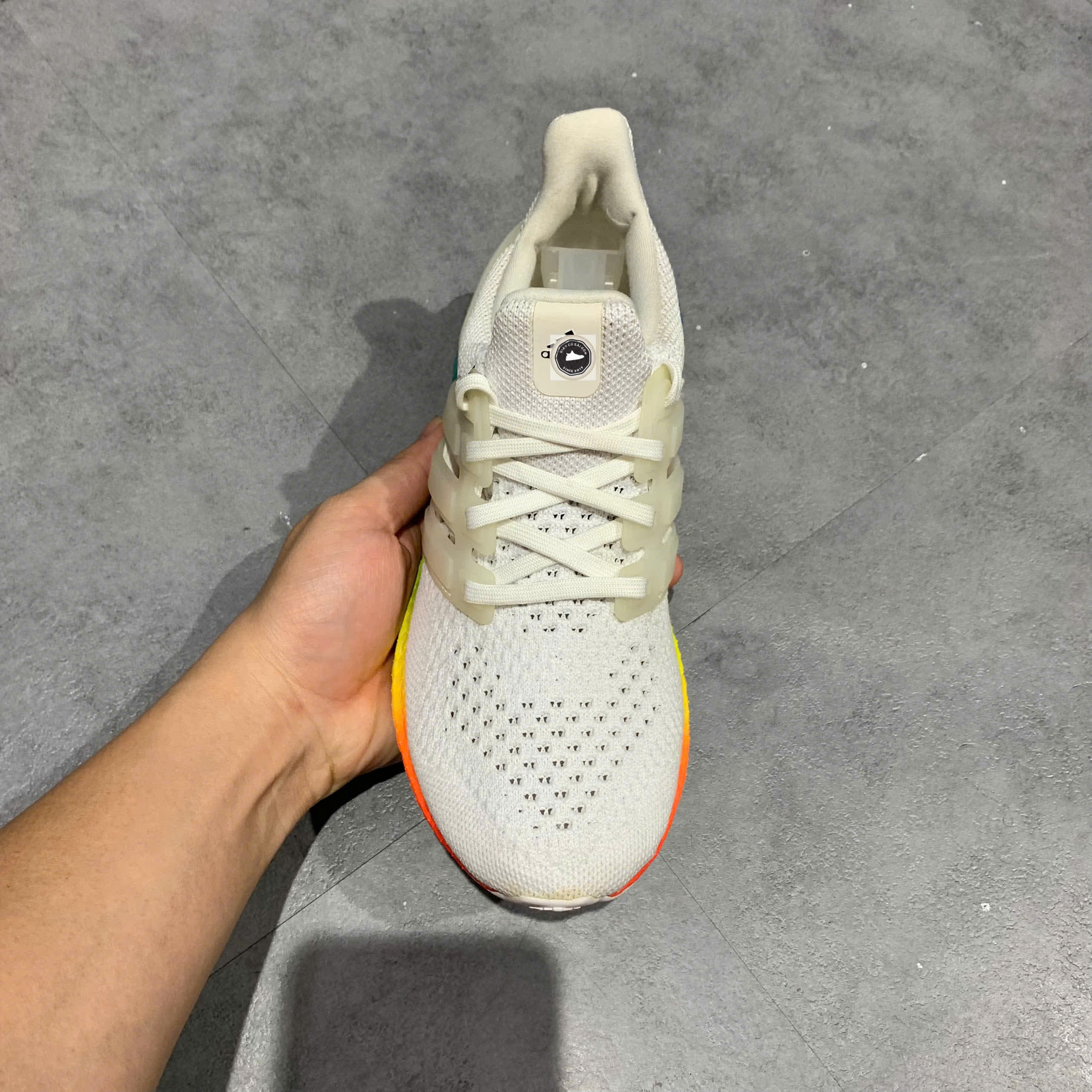 🔥 ADIDAS ULTRABOOST 4.0 “WHITE RAINBOW” – SIZE 36 2/3 – PVN23963 – CHÍNH HÃNG