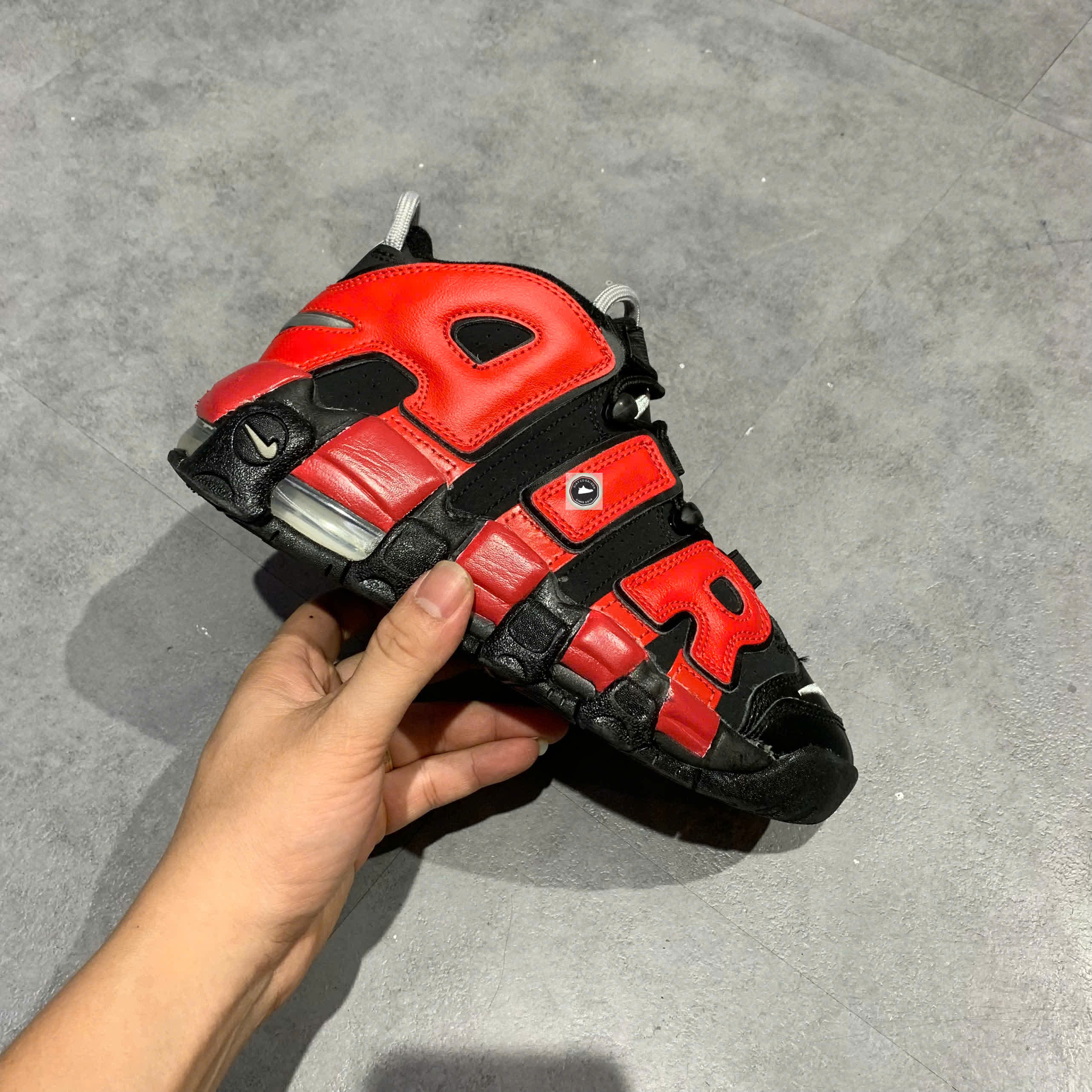 🔥 NIKE AIR MORE UPTEMPO GS “SPLIT ALTERNATES” – SIZE 36 – PVN23999 – CHÍNH HÃNG