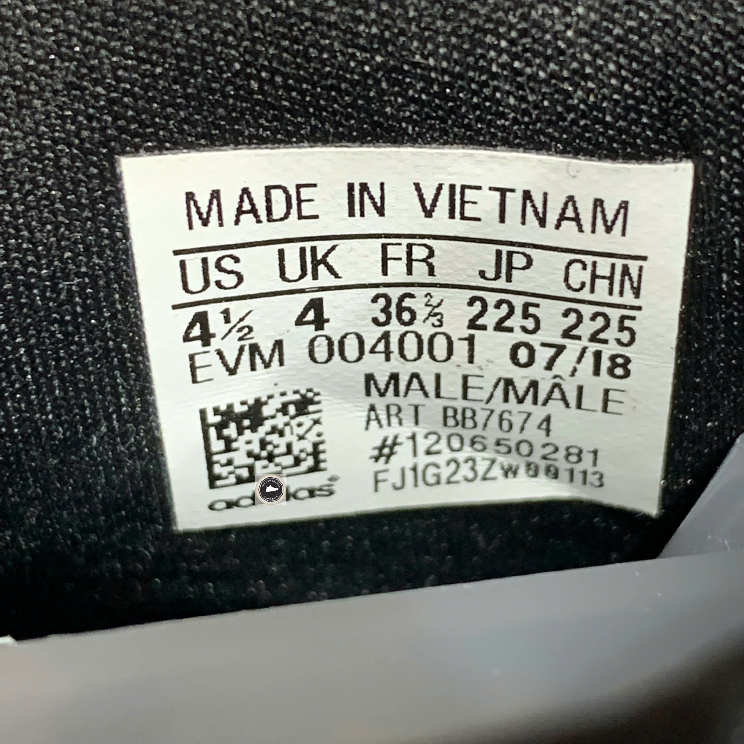 🔥 ADIDAS SOBAKOV “BLACK CHALK CORAL” – SIZE 36 2/3 – PVN23870 – CHÍNH HÃNG