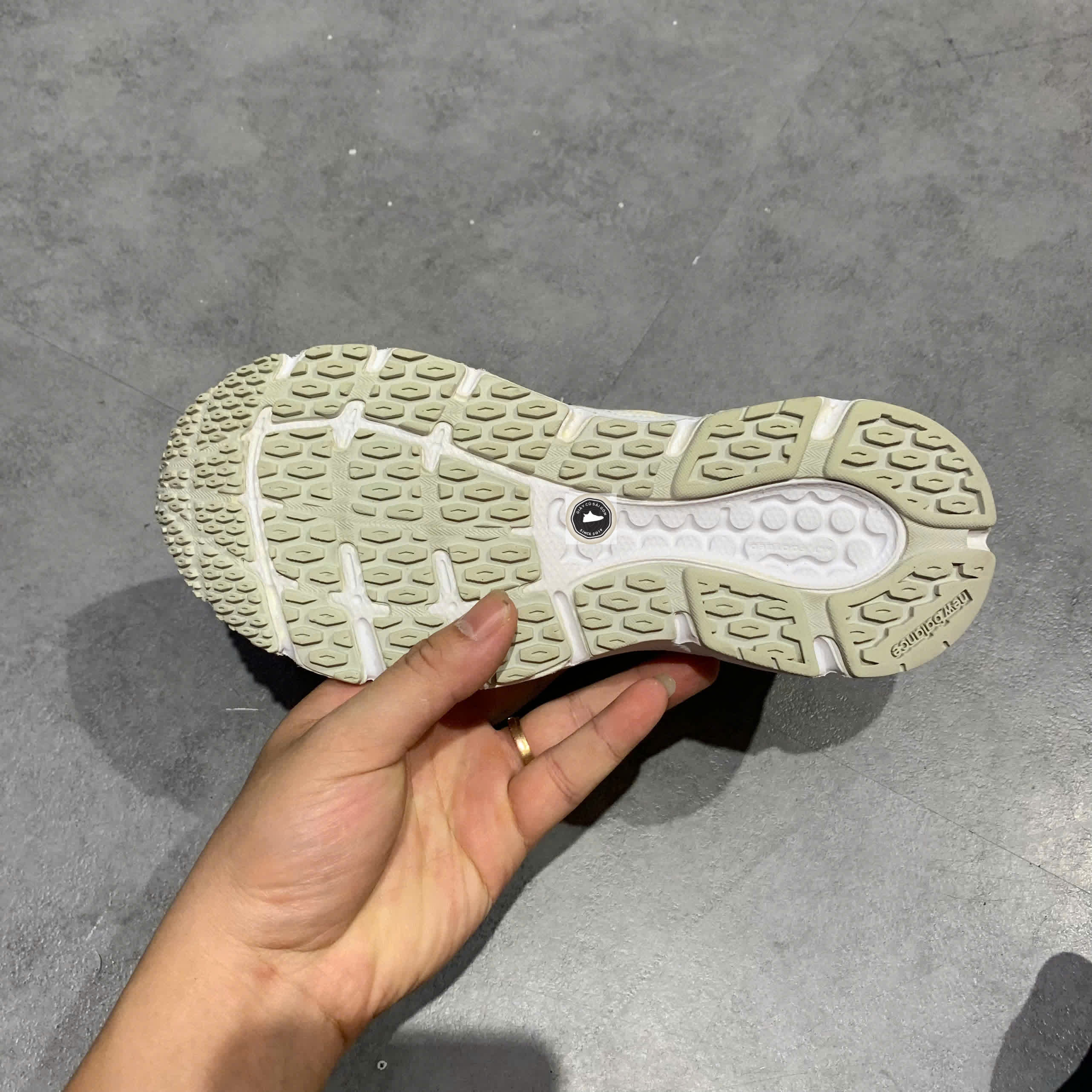 🔥 NEW BALANCE 480 V5 “WHITE/GREY” – SIZE 36 2/3 – PVN23955 – CHÍNH HÃNG