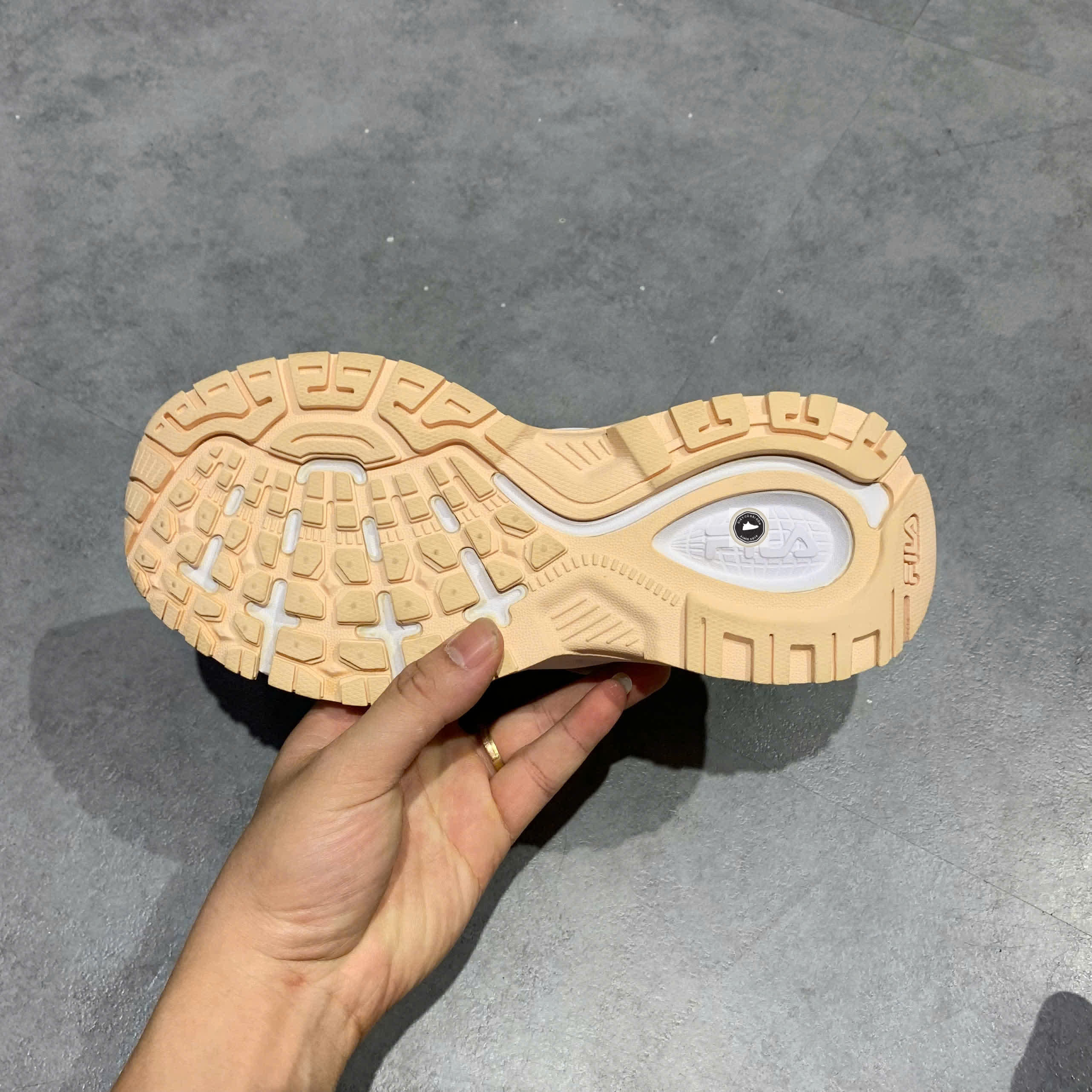 🔥 FILA FILBOT 3JM01634E 154 – SIZE 36 ½ – PVN23921 – CHÍNH HÃNG