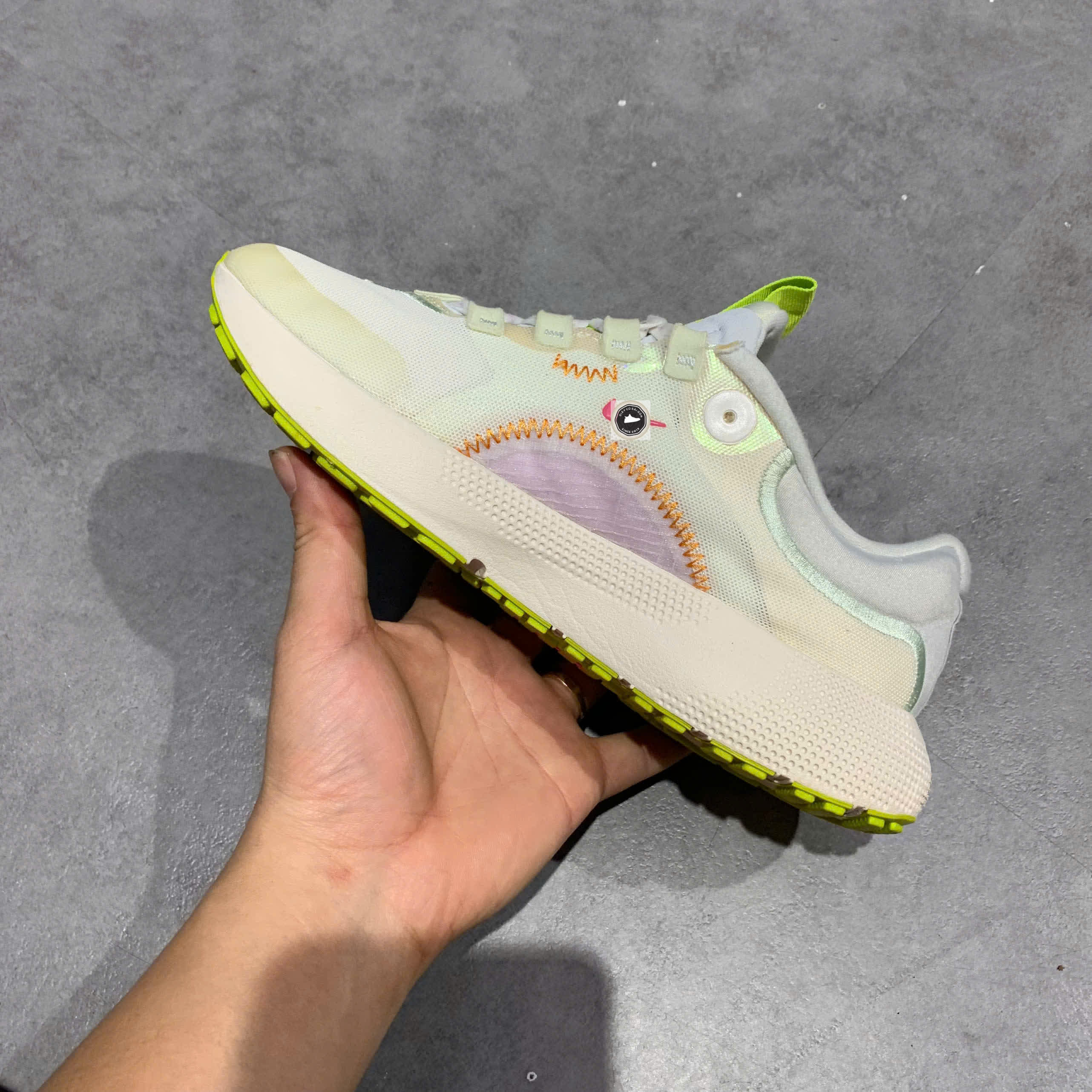 🔥 NIKE REACT ESCAPE RUN – SIZE 36.5 – PVN23771 – CHÍNH HÃNG
