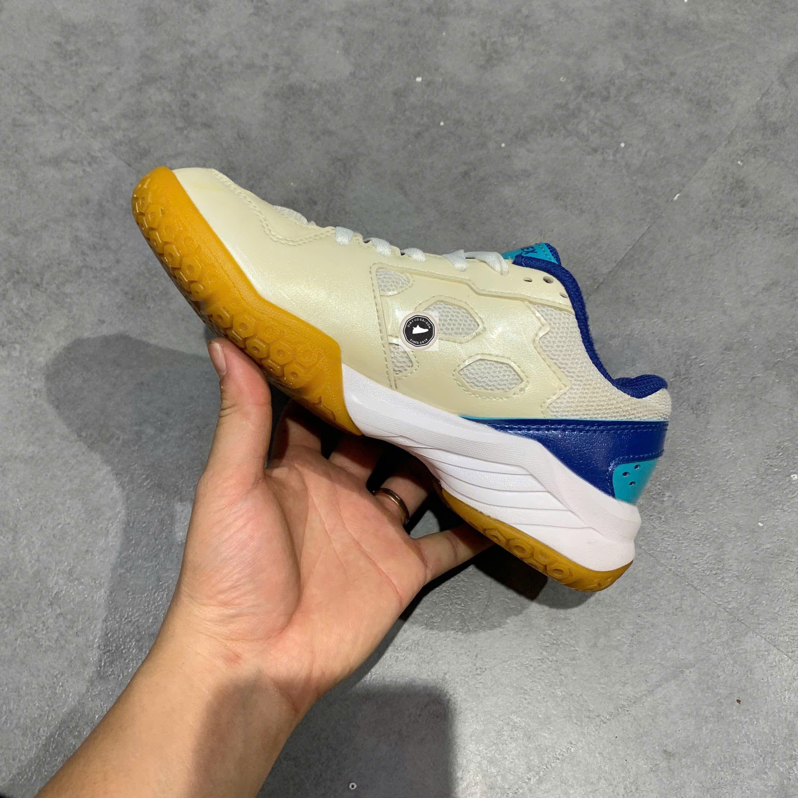 🔥 Giày Cầu Lông Yonex SHB101CR trắng xanh – SIZE 36 – PVN23833 – CHÍNH HÃNG