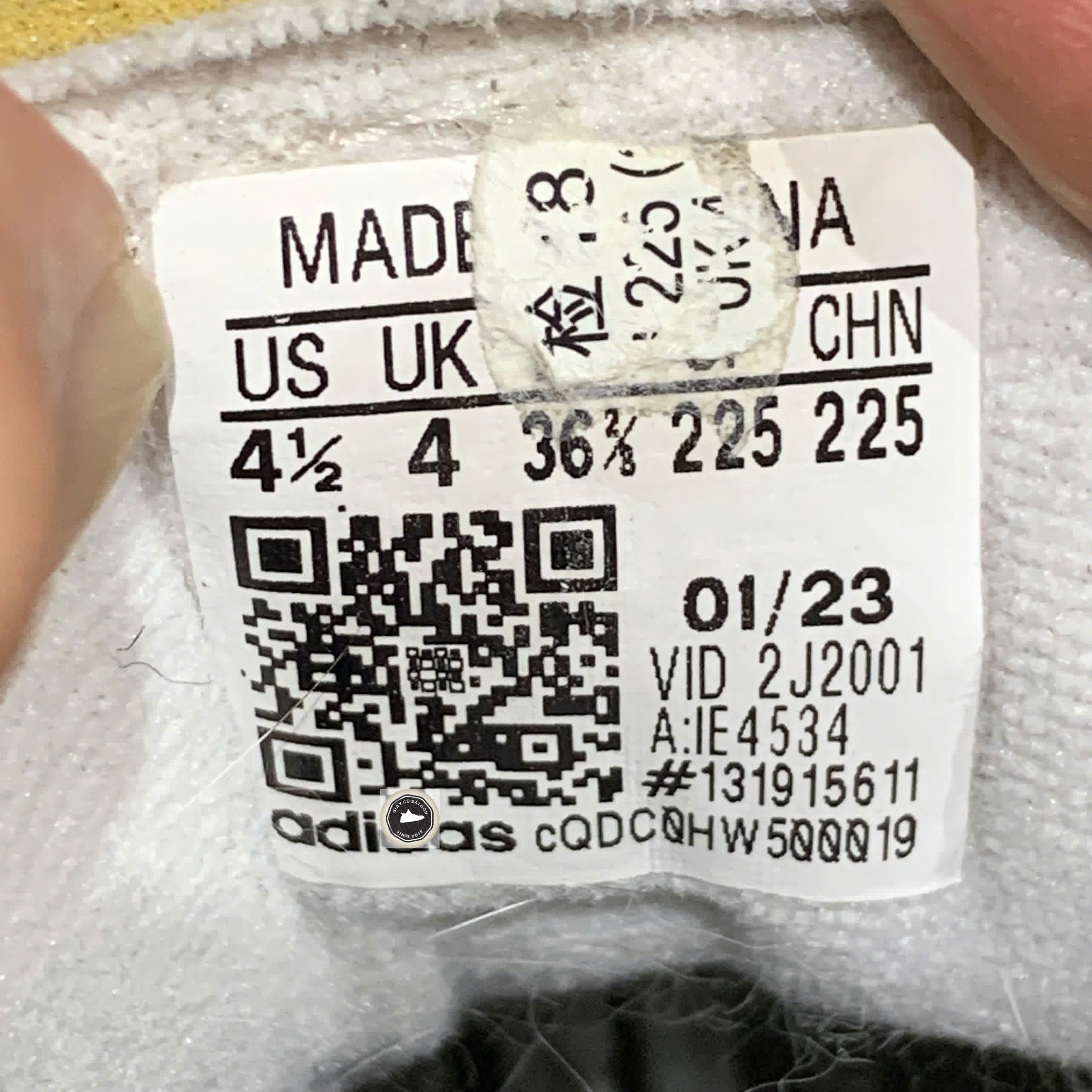 🔥 ADIDAS NEO FUTRO MIXR “WHITE/BLUE” – SIZE 36 2/3 – PVN23728 – CHÍNH HÃNG