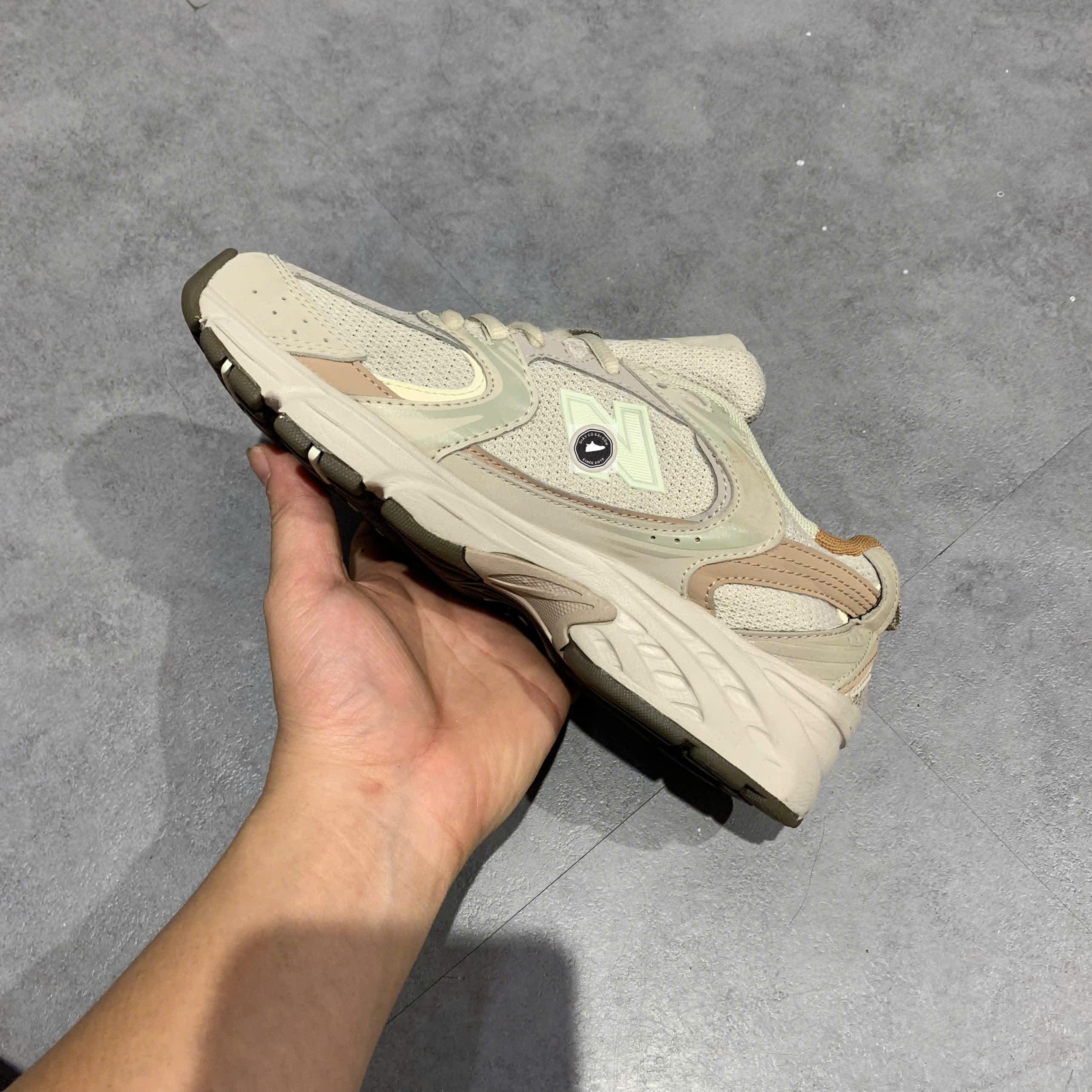 Giày New Balance 530 ‘Cream Beige’ MR530KOB – SIZE 36 – PVN23790 – CHÍNH HÃNG
