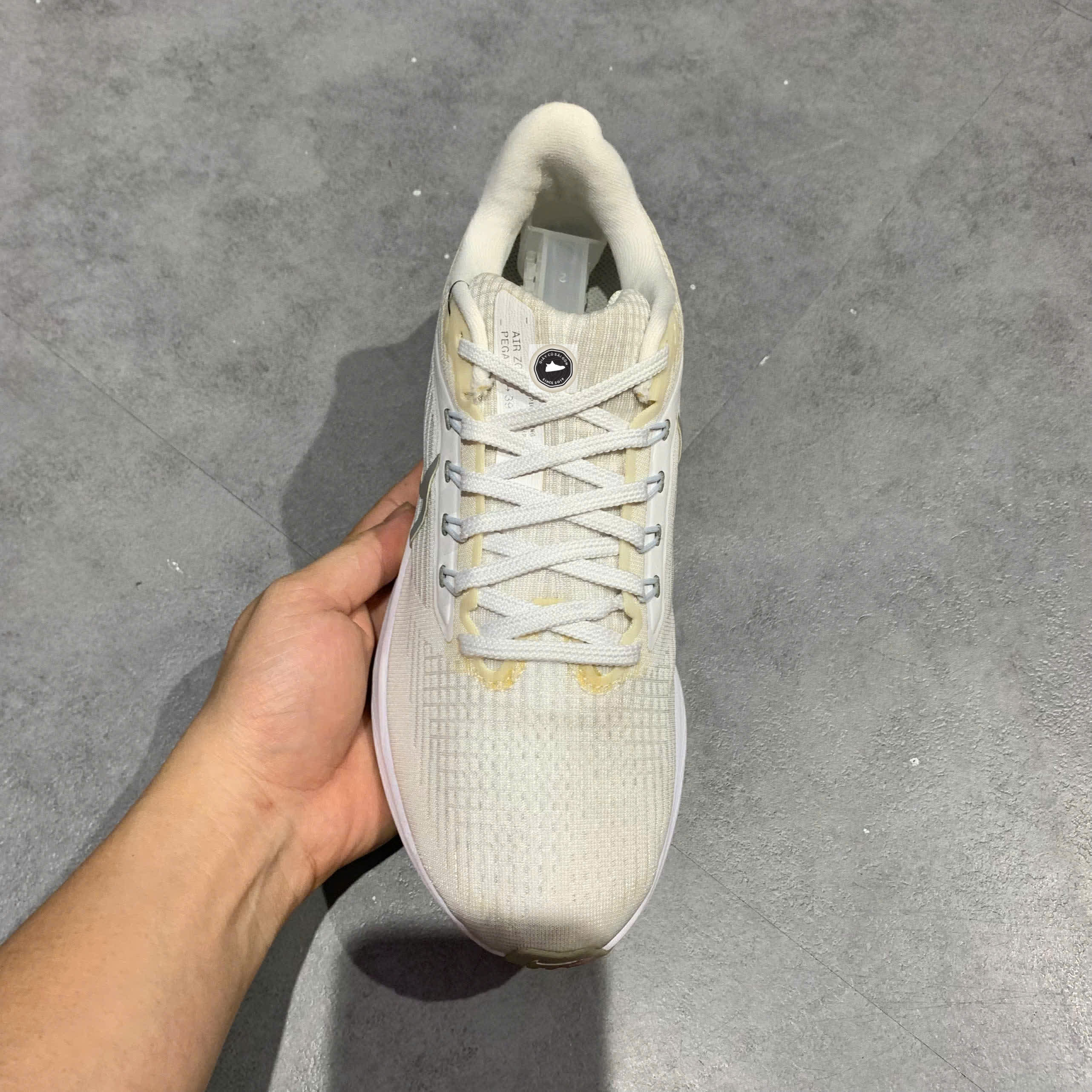 🔥 NIKE AIR ZOOM PEGASUS 39 ‘WHITE PURE PLATINUM’ – SIZE 38.5 – PVN23719 – CHÍNH HÃNG