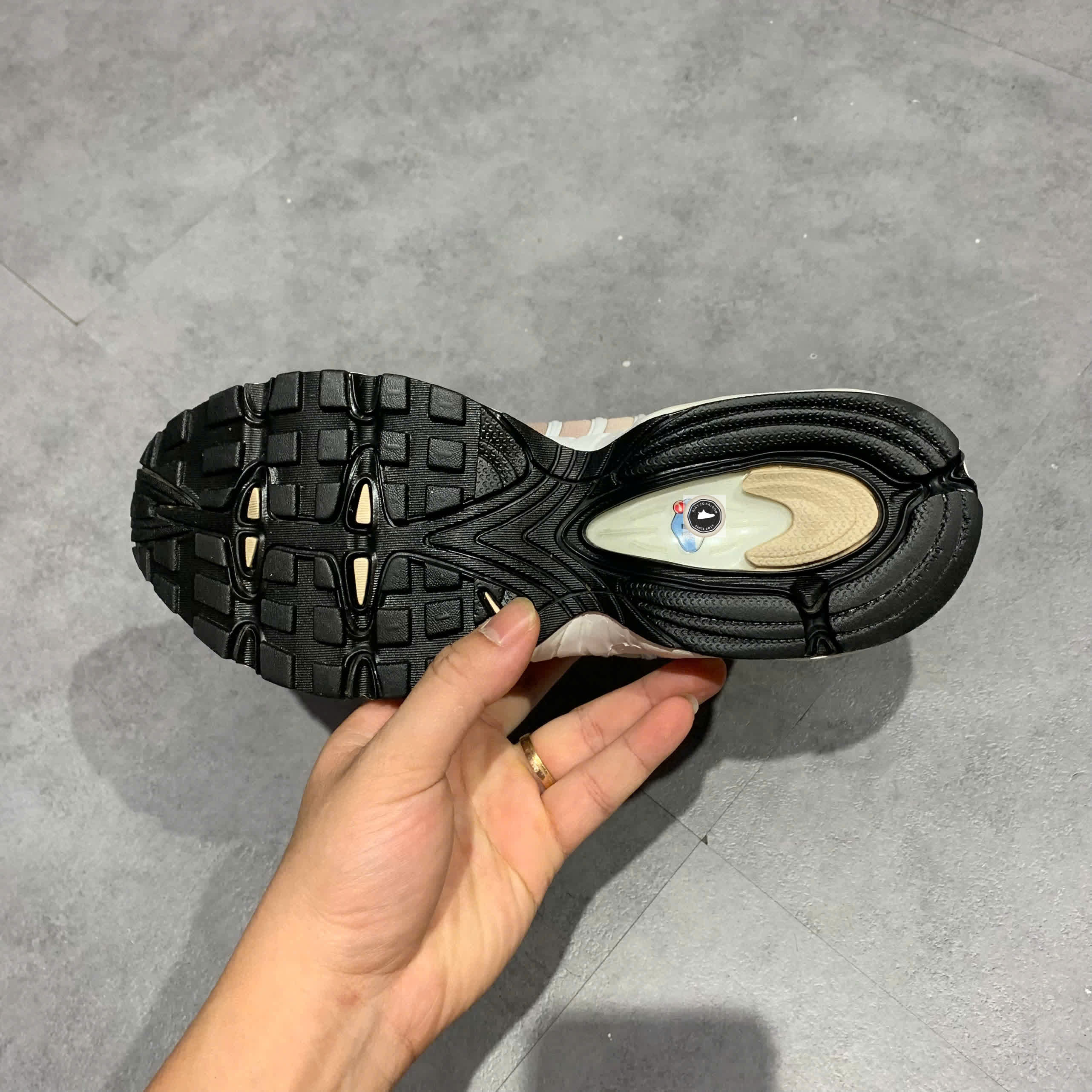 🔥 Nike Air Max Tailwind IV Women's shoes pink, – SIZE 38 – PVN23703 – CHÍNH HÃNG