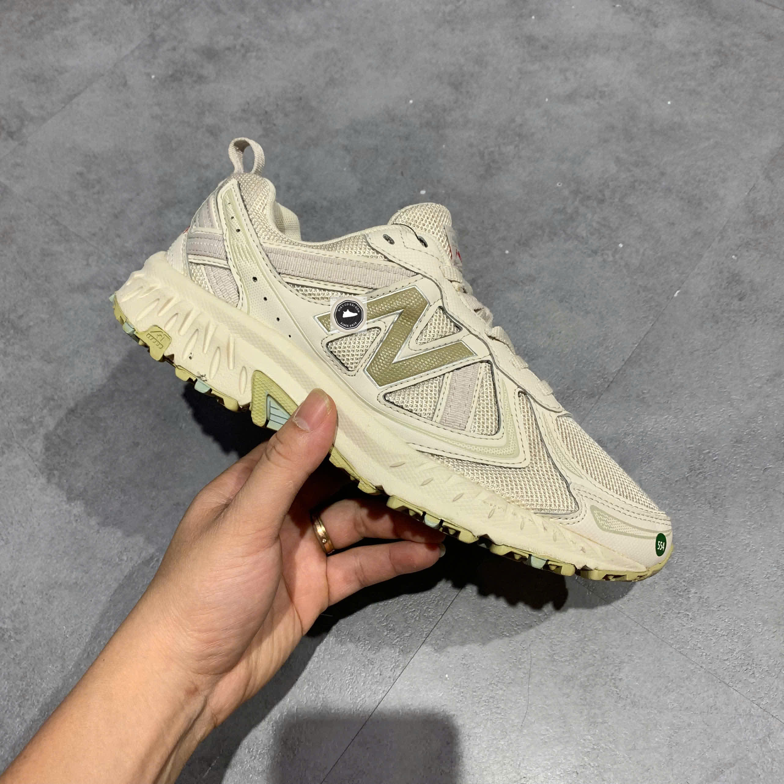 🔥 NEW BALANCE 410 V5 2E WIDE – SIZE 38.5 – PVN23886 – CHÍNH HÃNG