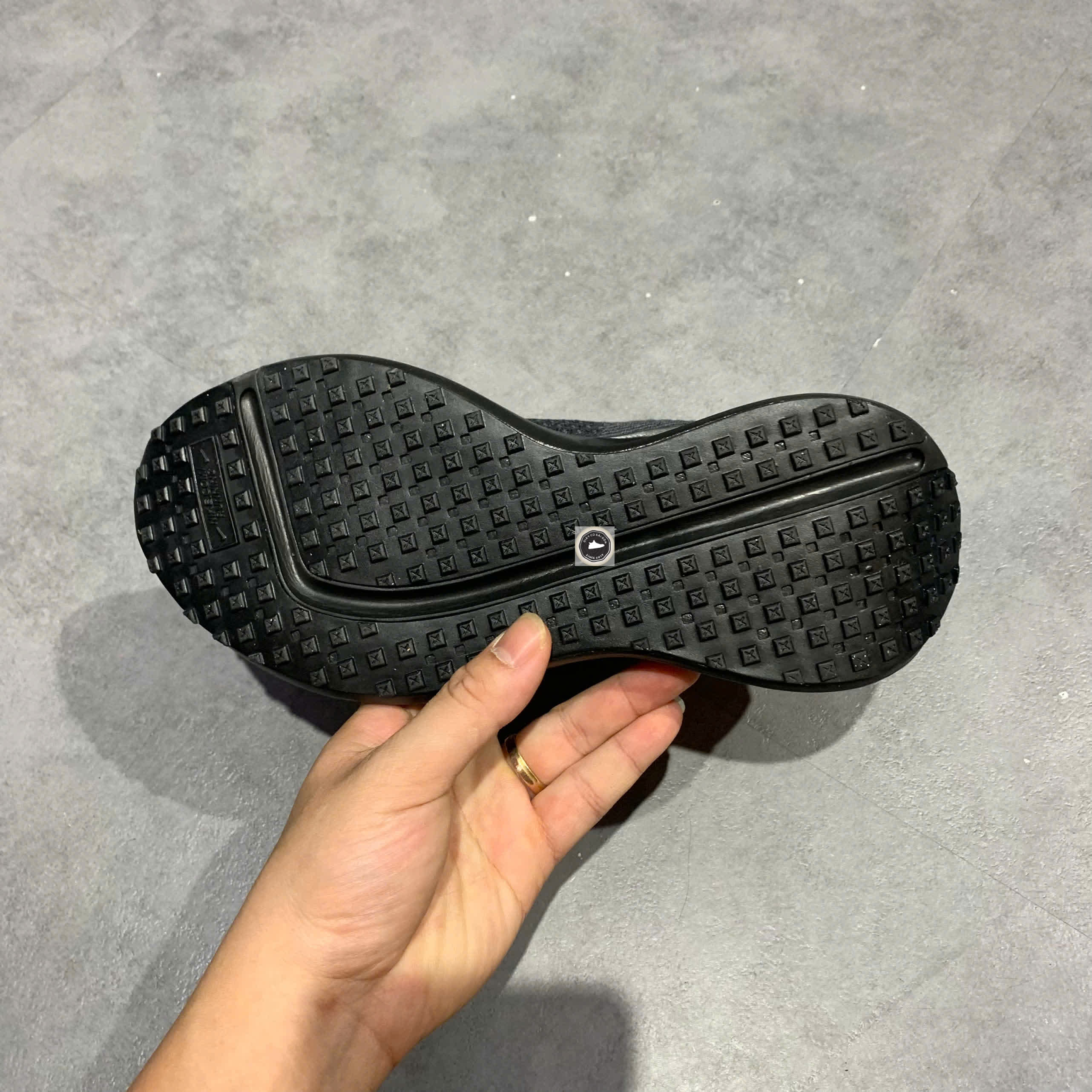 🔥 NIKE INTERACT RUN BLACK WOLF GRAY – FD2292-005 – SIZE 38 – PVN23853 – CHÍNH HÃNG