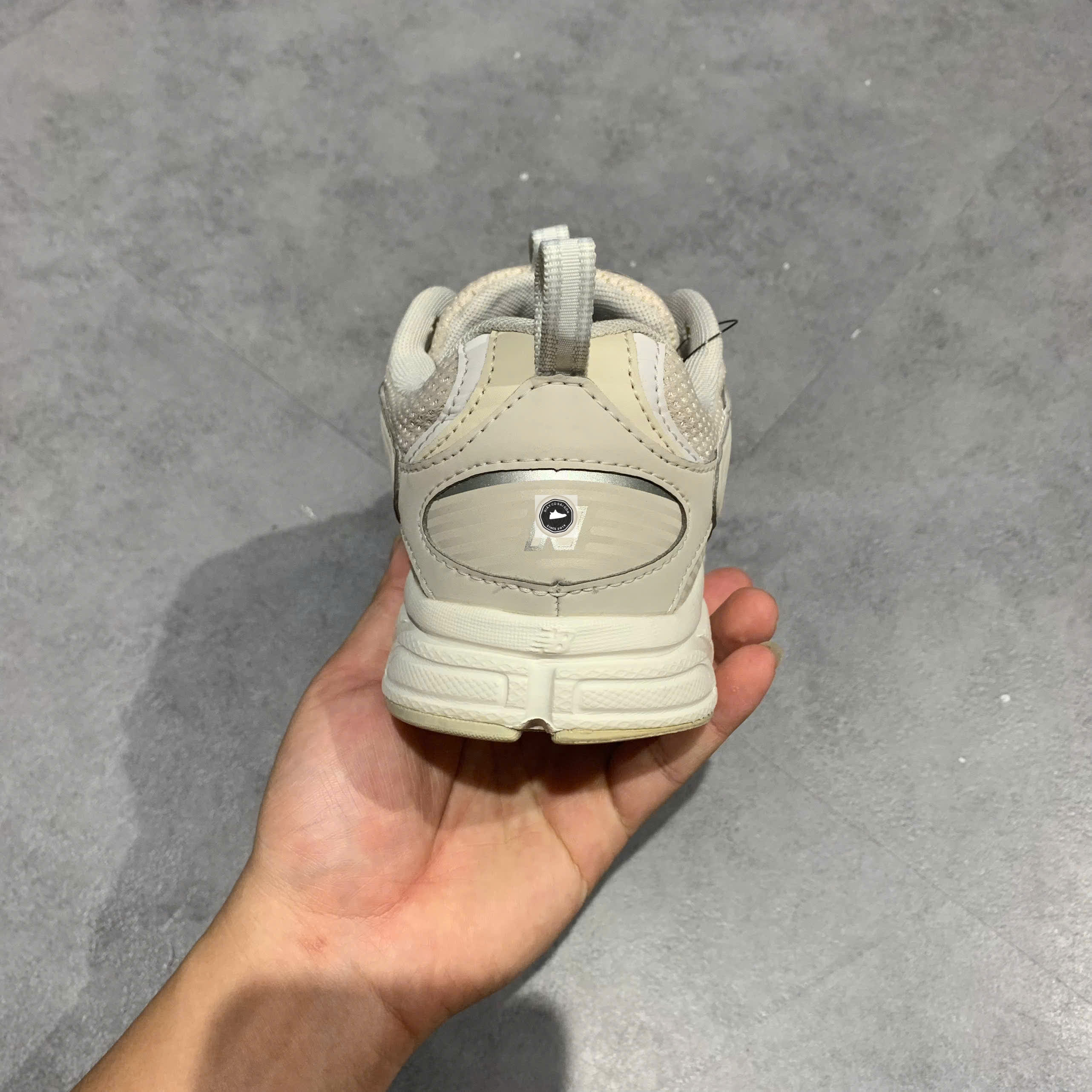 🔥 New Balance 408 Beige/Gray (ML408D) – SIZE 39.5 – PVN23813 – CHÍNH HÃNG