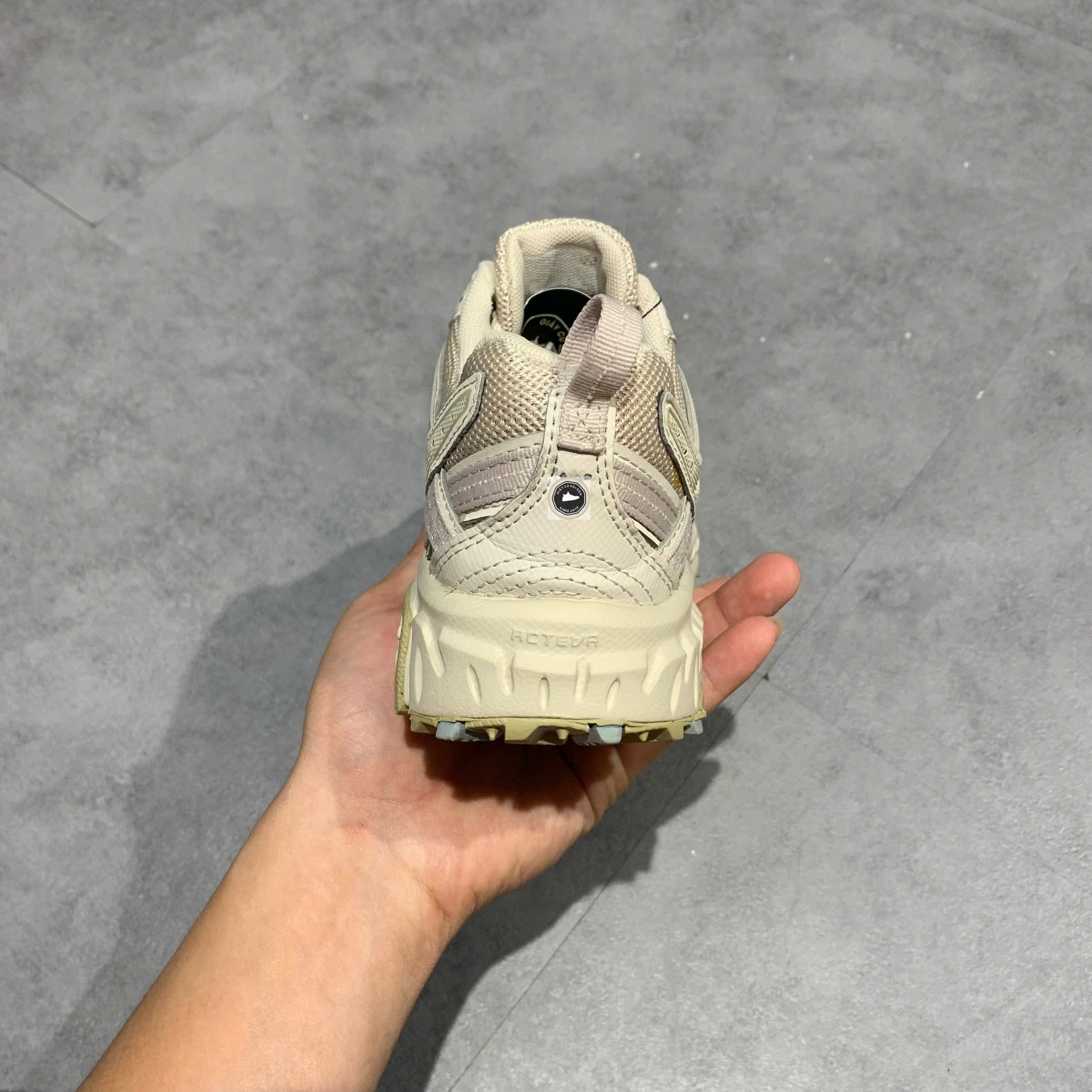 🔥 NEW BALANCE 410v5 ‘GREY BEIGE’ – SIZE 38 – PVN23818 – CHÍNH HÃNG