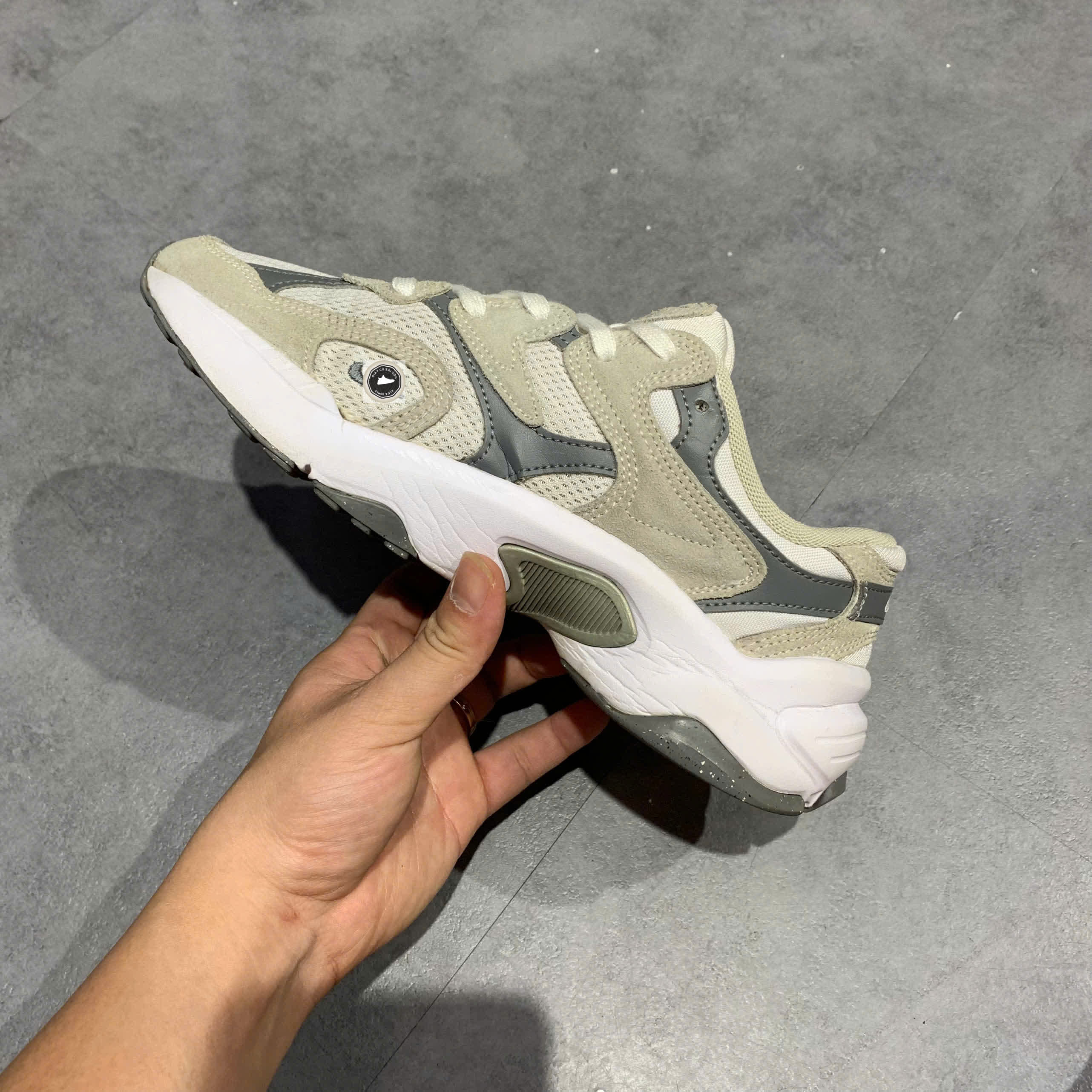 🔥 NIKE AL8 FJ3794-101 – SIZE 38 – PVN23888 – CHÍNH HÃNG