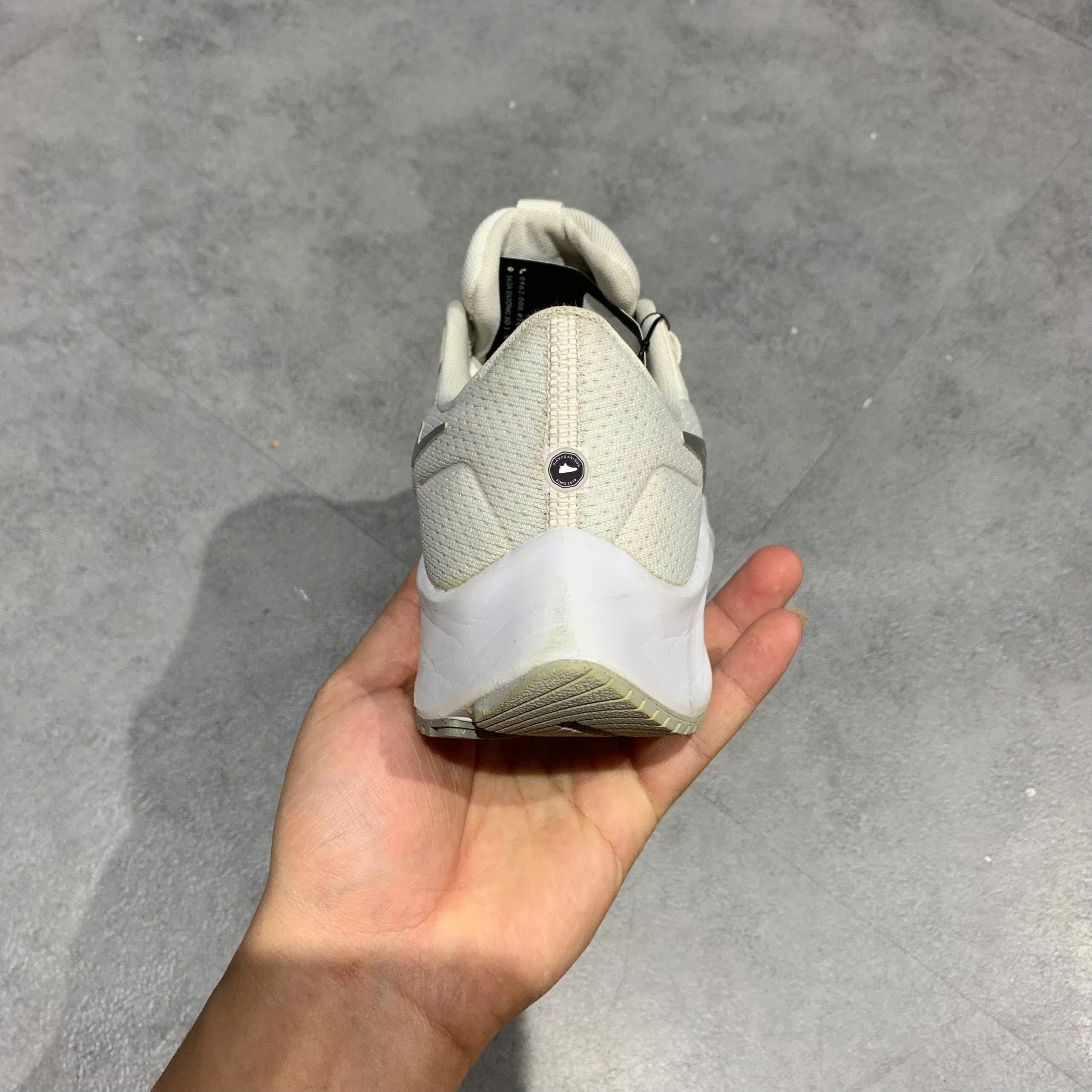 🔥 Nike Air Zoom Pegasus 38 ‘White Metallic Silver’ – SIZE 38 – PVN23887 – CHÍNH HÃNG