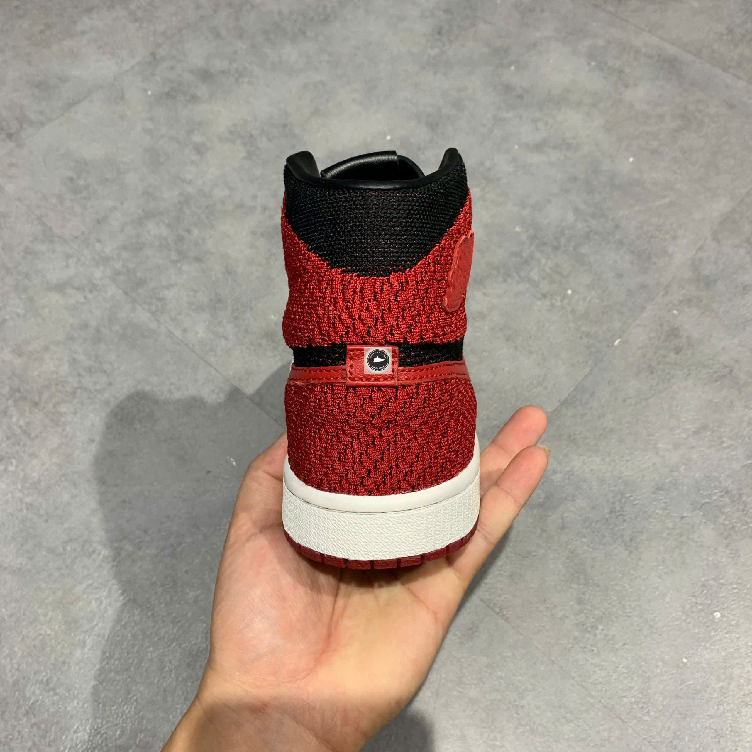 🔥 Nike Air Jordan 1 Retro High Flyknit 'Bred' 919702‑001 – SIZE 37.5 – PVN23689 – CHÍNH HÃNG