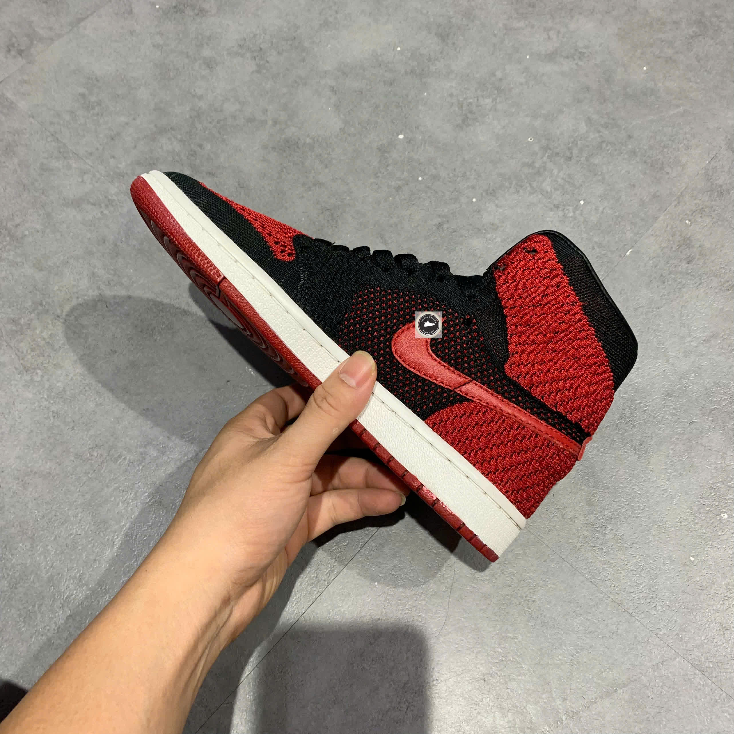 🔥 Nike Air Jordan 1 Retro High Flyknit 'Bred' 919702‑001 – SIZE 37.5 – PVN23689 – CHÍNH HÃNG