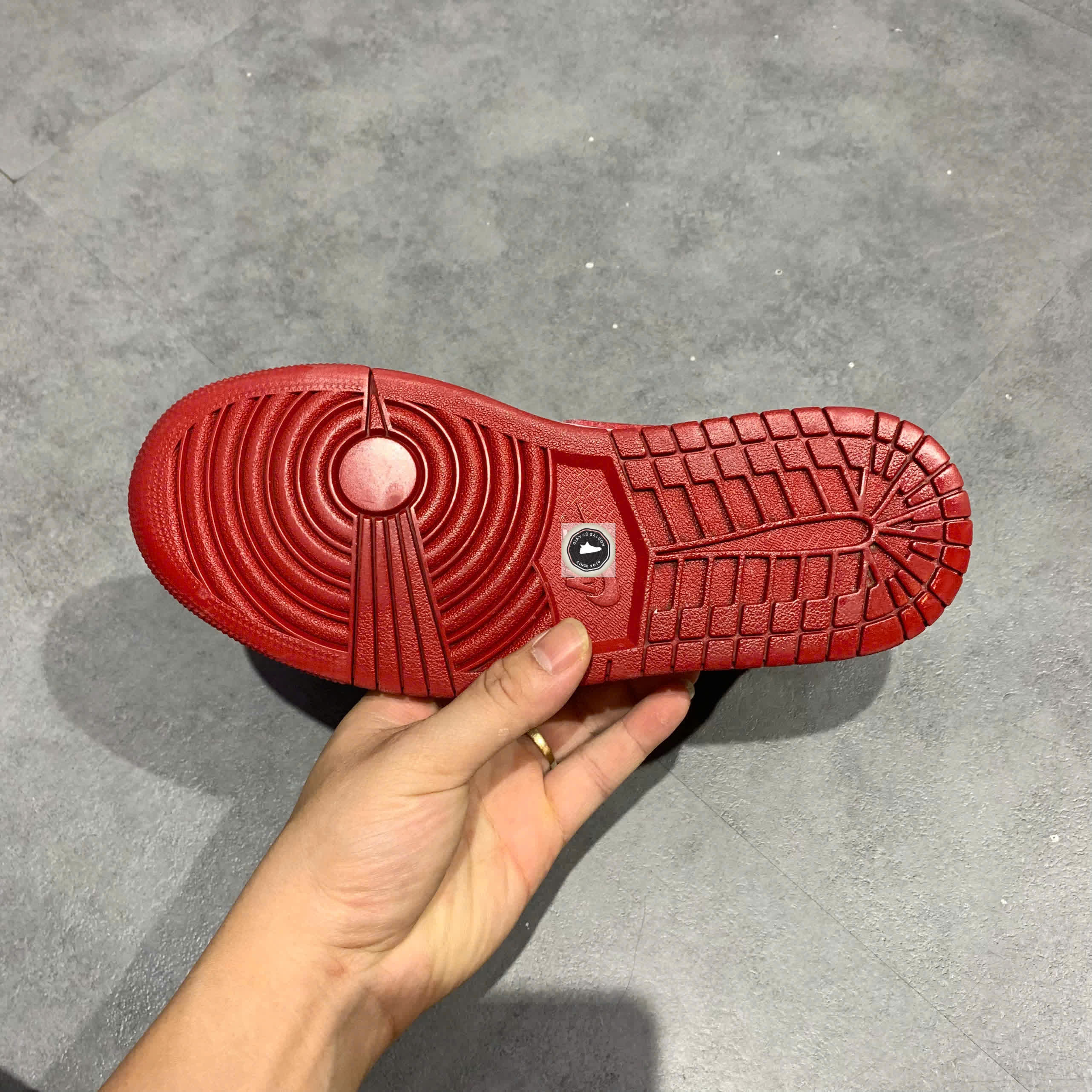 🔥 Jordan 1 Mid Alternate Bred Toe – SIZE 37.5 – PVN23912 – CHÍNH HÃNG