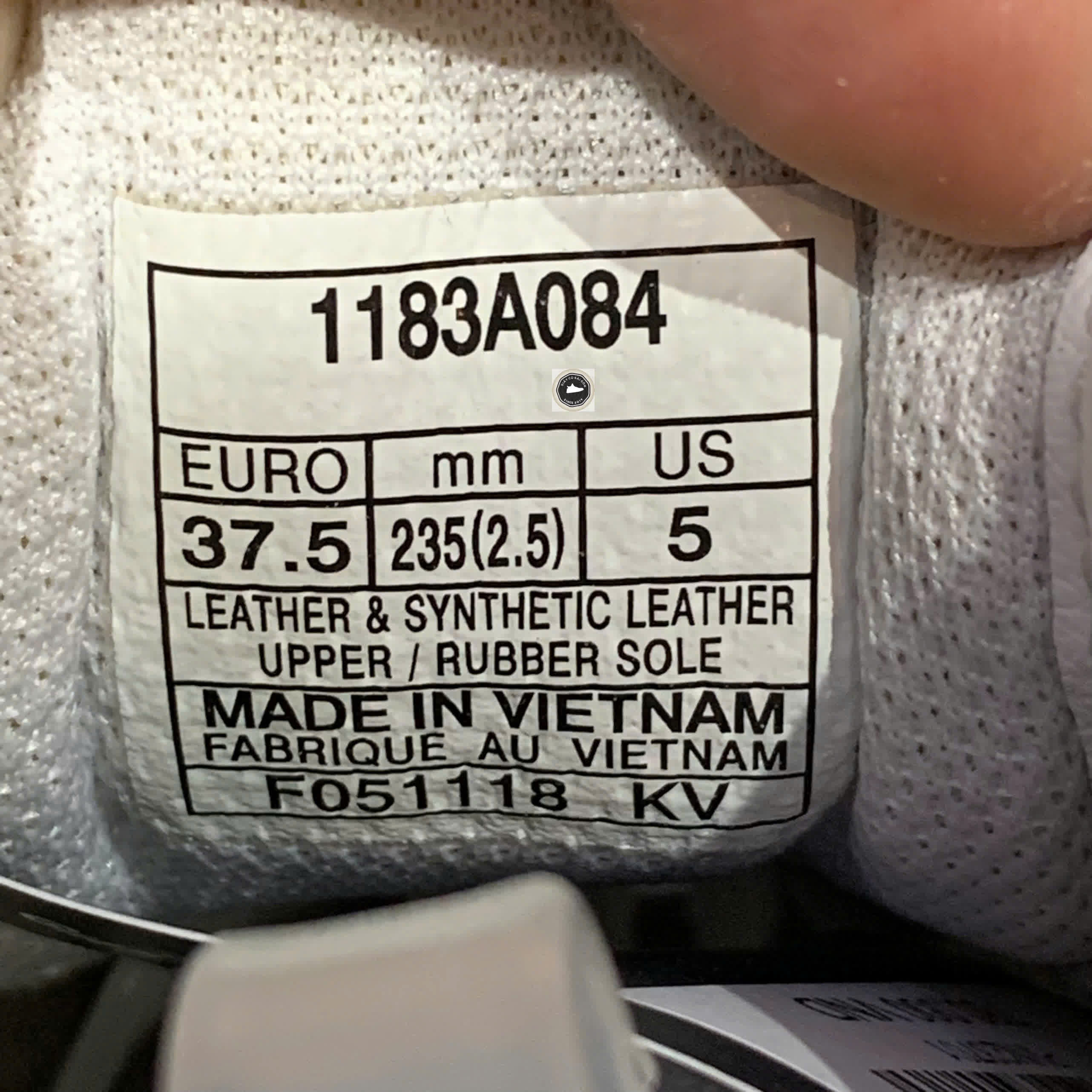 ONITSUKA TIGER TSUNAHIKI – SIZE 37.5 – PVN23701 – CHÍNH HÃNG