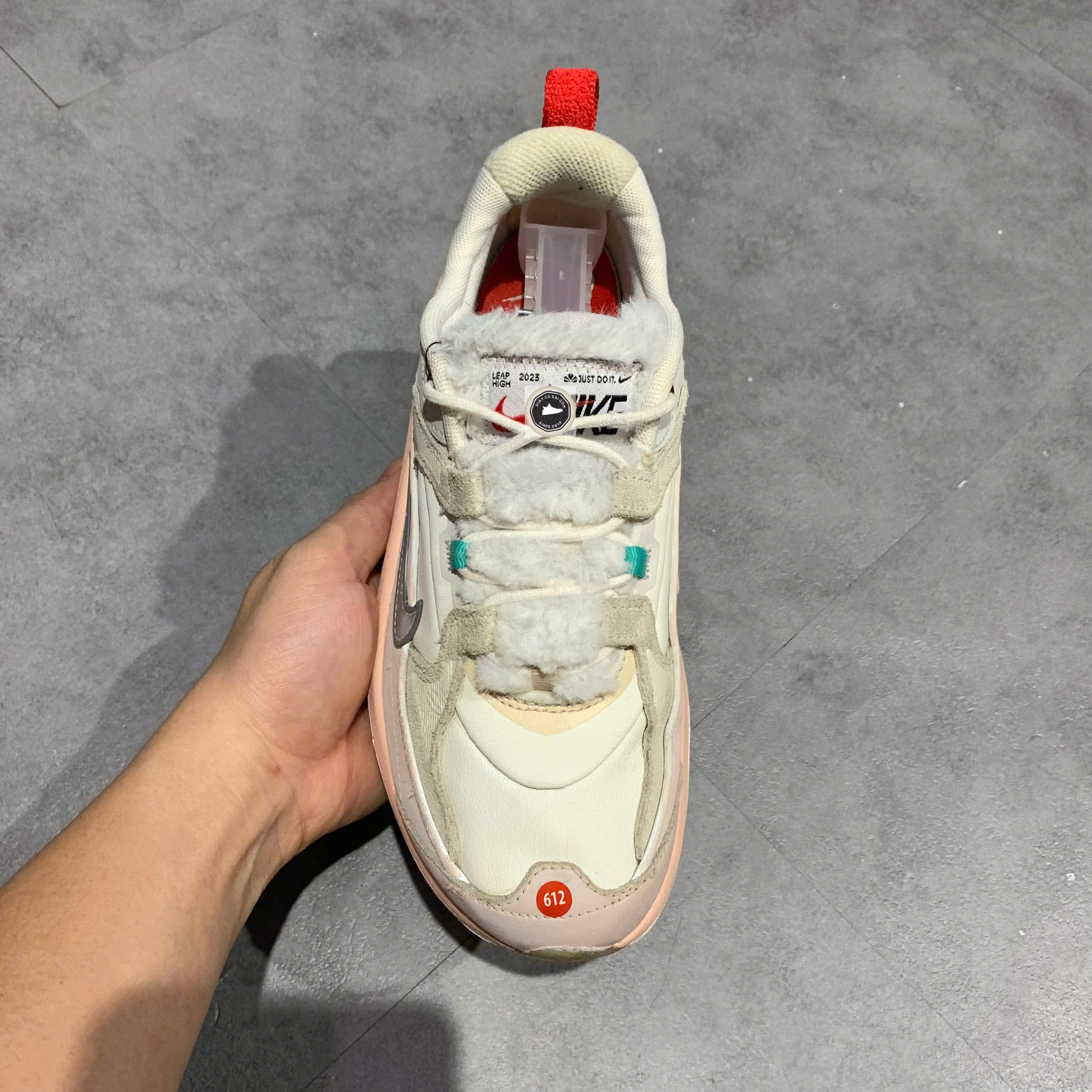 🔥 NIKE AIR MAX BLISS ‘YEAR OF THE RABBIT’ – FD4340-111 – SIZE 37.5 – PVN23714 – CHÍNH HÃNG