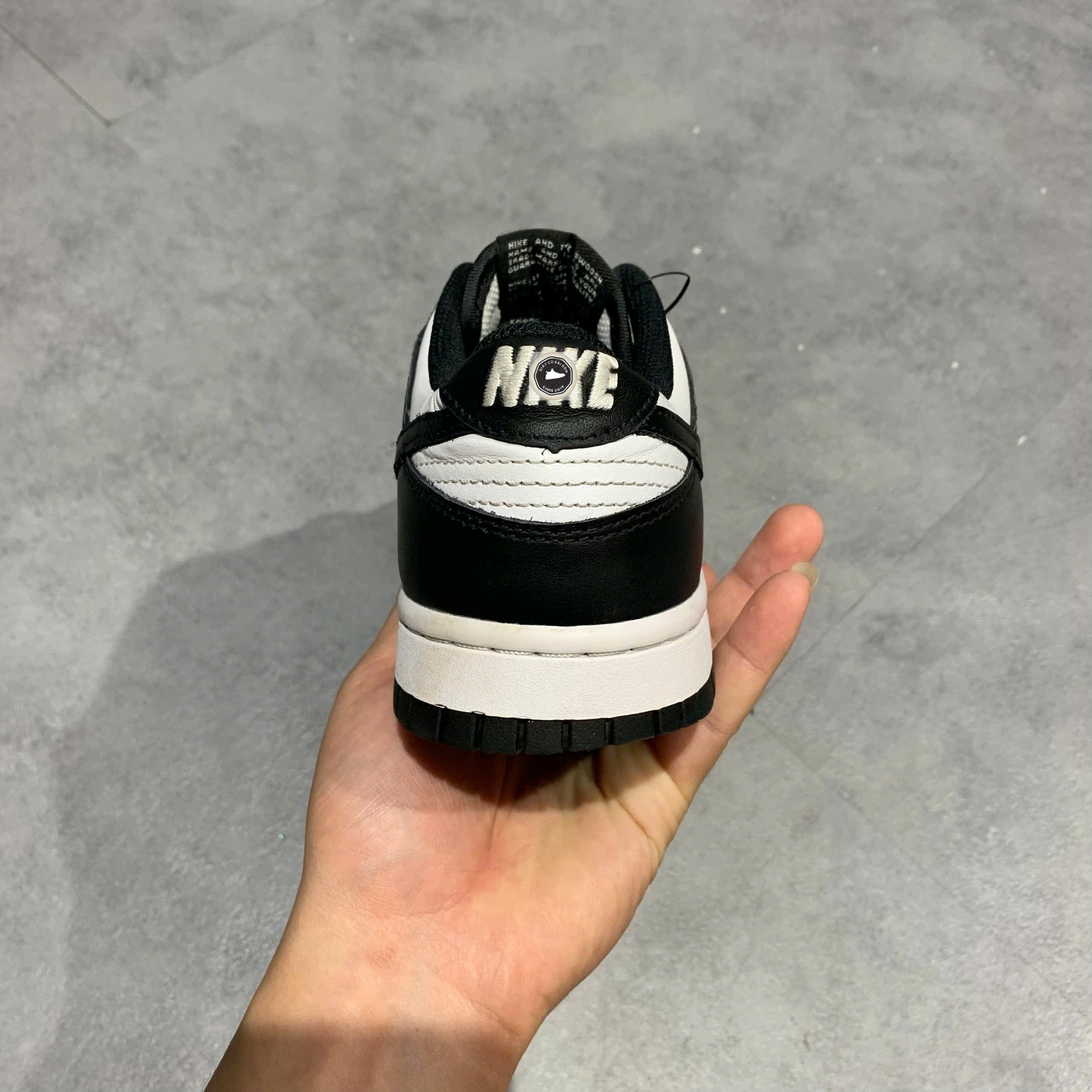 🔥 NIKE DUNK LOW RETRO “PANDA” – SIZE 37.5 – PVN23988 – CHÍNH HÃNG