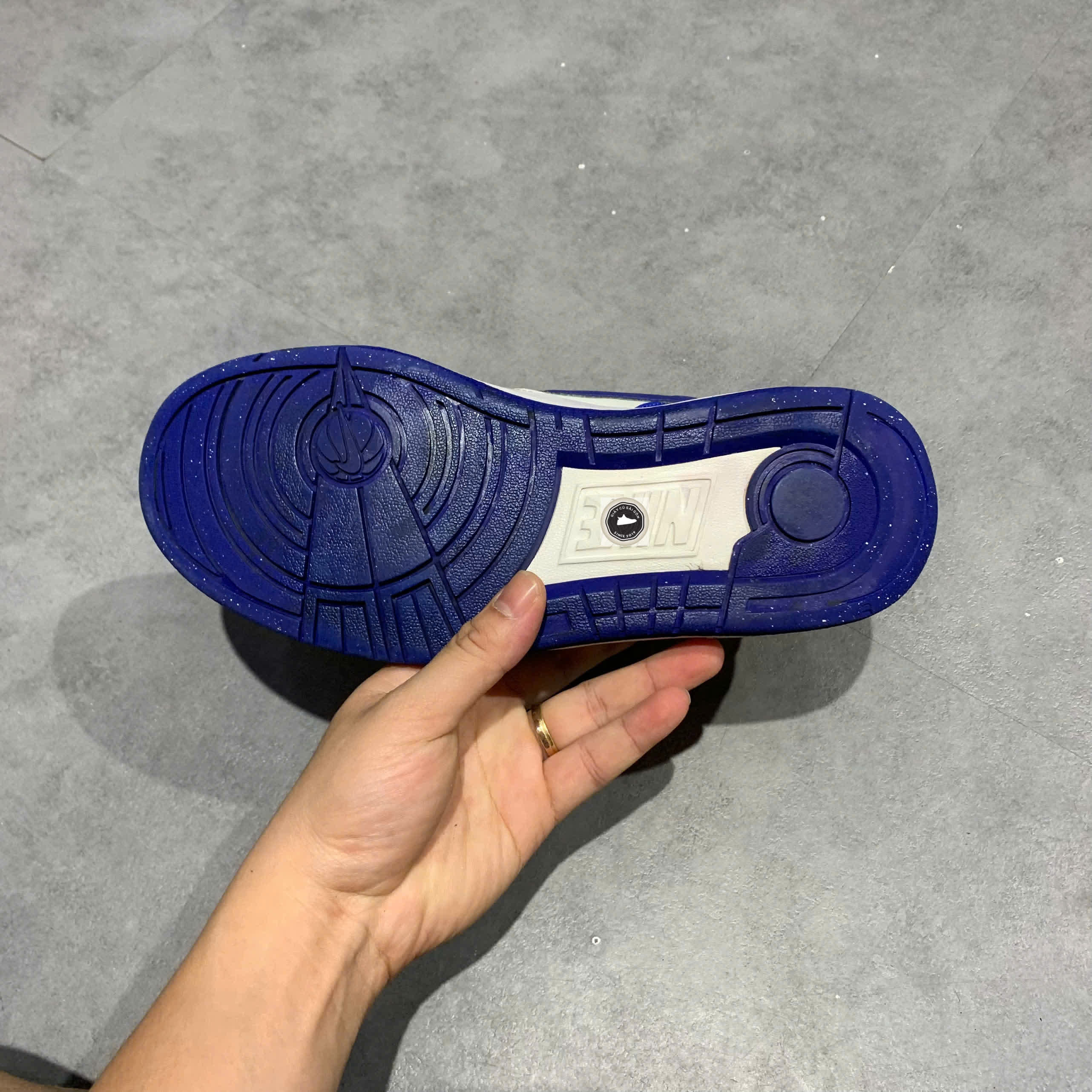 🔥 NIKE FULL FORCE LOW ‘WHITE RACER BLUE’ – SIZE 40.5 – PVN24921 – CHÍNH HÃNG