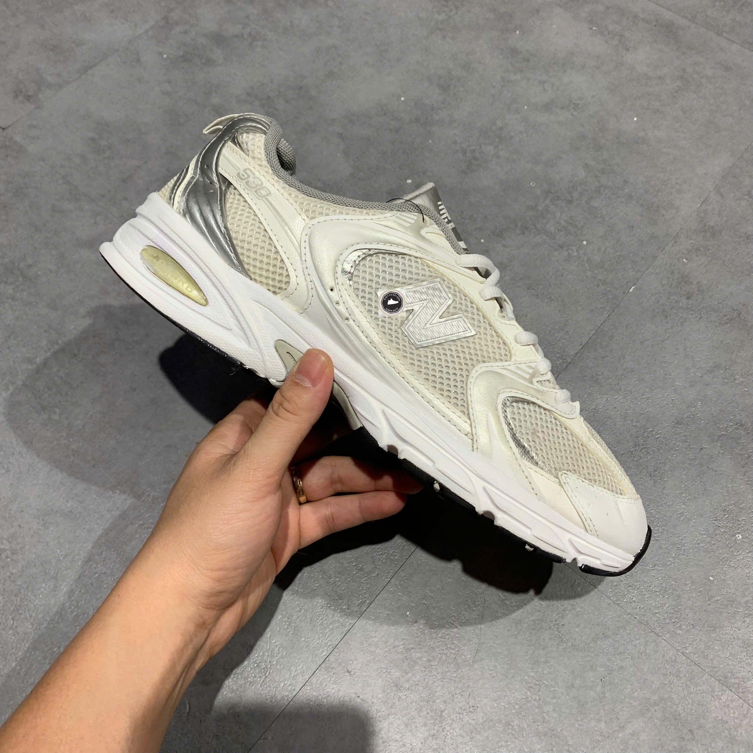 🔥 NEW BALANCE 530 “WHITE PARADISE PINK” MR530MA – SIZE 42.5 – PVN24999 – CHÍNH HÃNG