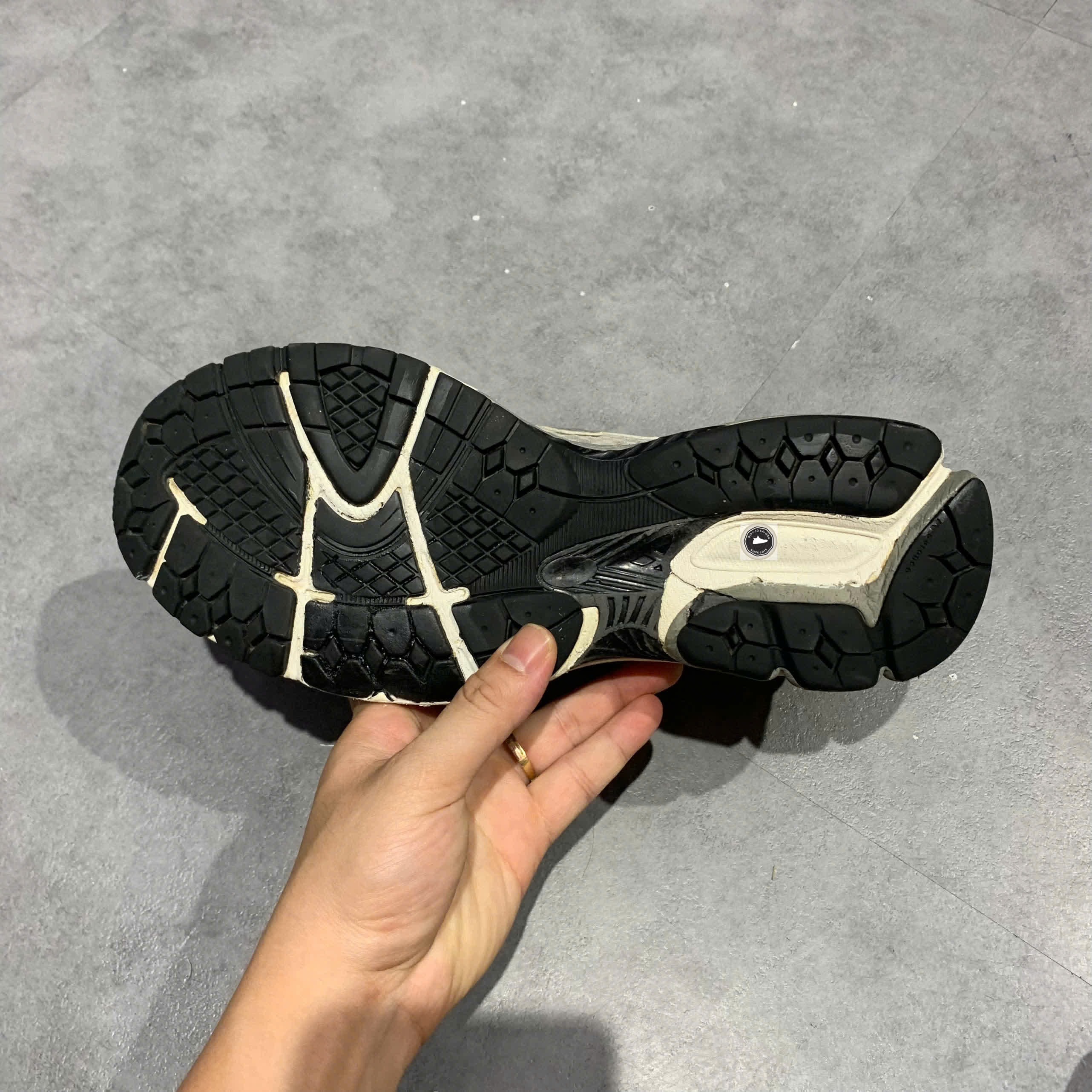 🔥 NEW BALANCE 860V2 OPTIC WHITE ML860GB2 – SIZE 42.5 – PVN25013 – CHÍNH HÃNG