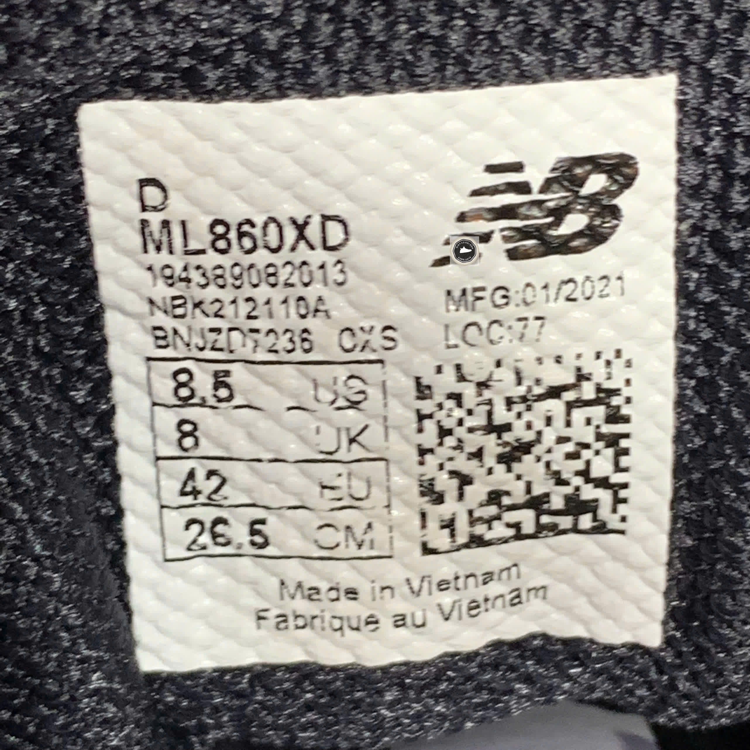 🔥 NEW BALANCE 860 V2 ‘WHITE BLACK SILVER’ – SIZE 42 – PVN25002 – CHÍNH HÃNG