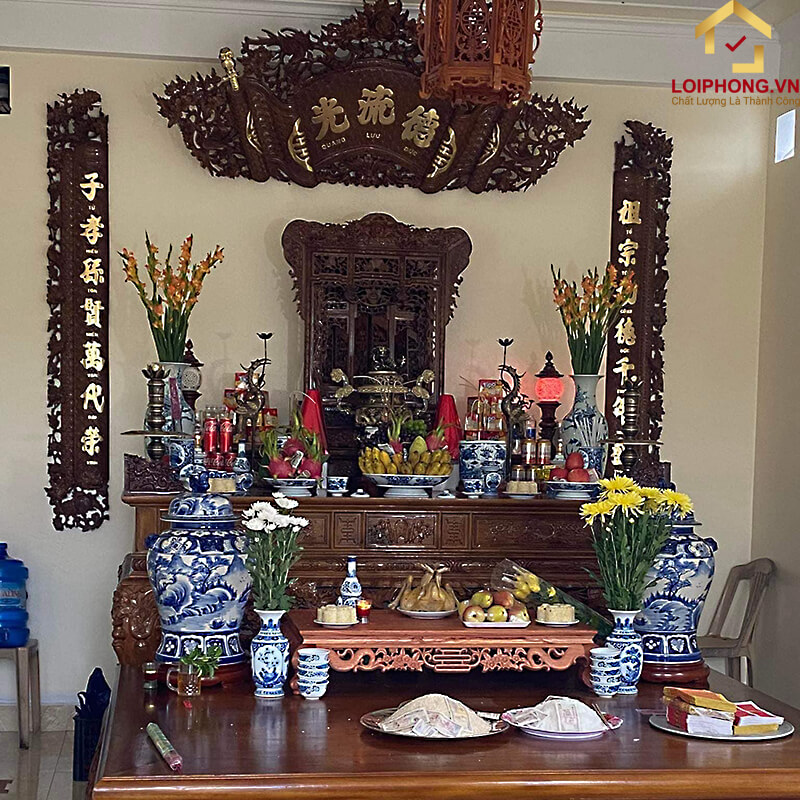Tiết lộ 05 Cách cắm hoa bàn thờ đơn giản, ý nghĩa