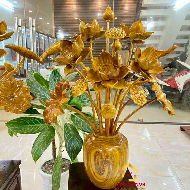 Hoa sen gỗ